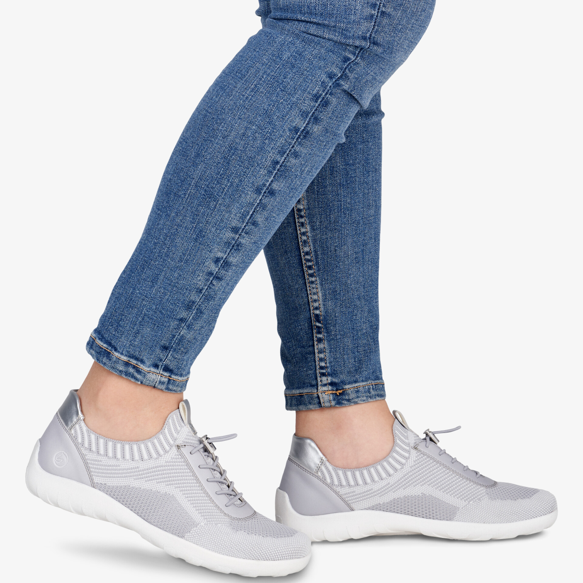 Leichter, atmungsaktiver Sportschuh mit komfortabler Passform und flexiblem Design