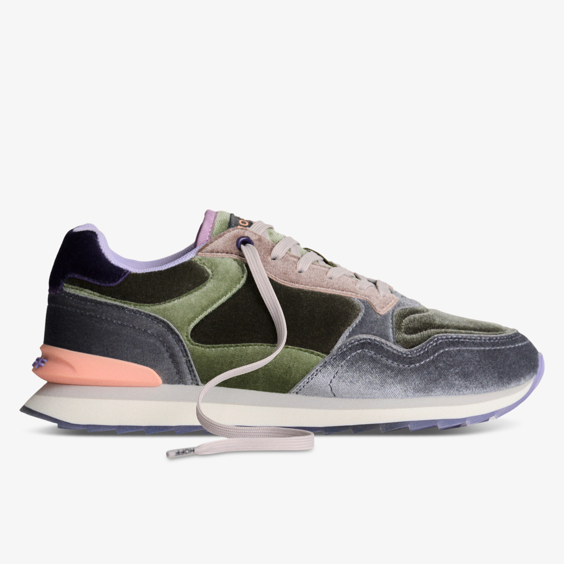 Stylischer Sneaker mit moderner Farbkombination und weichem Material für bequemen Tragekomfort