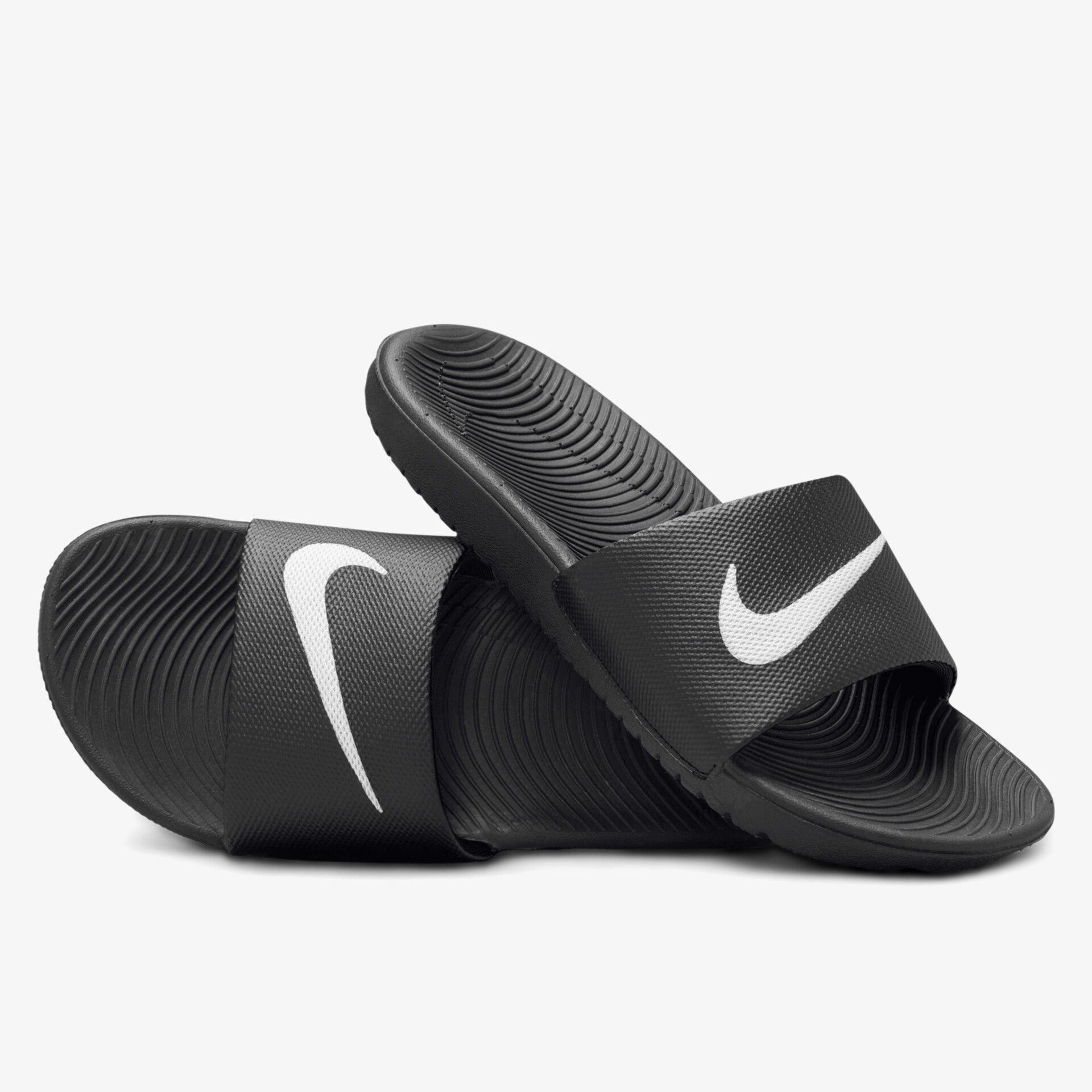 Schwarze Nike Badesandalen mit ergonomischem Design, rutschfester Sohle und bequemem Riemen