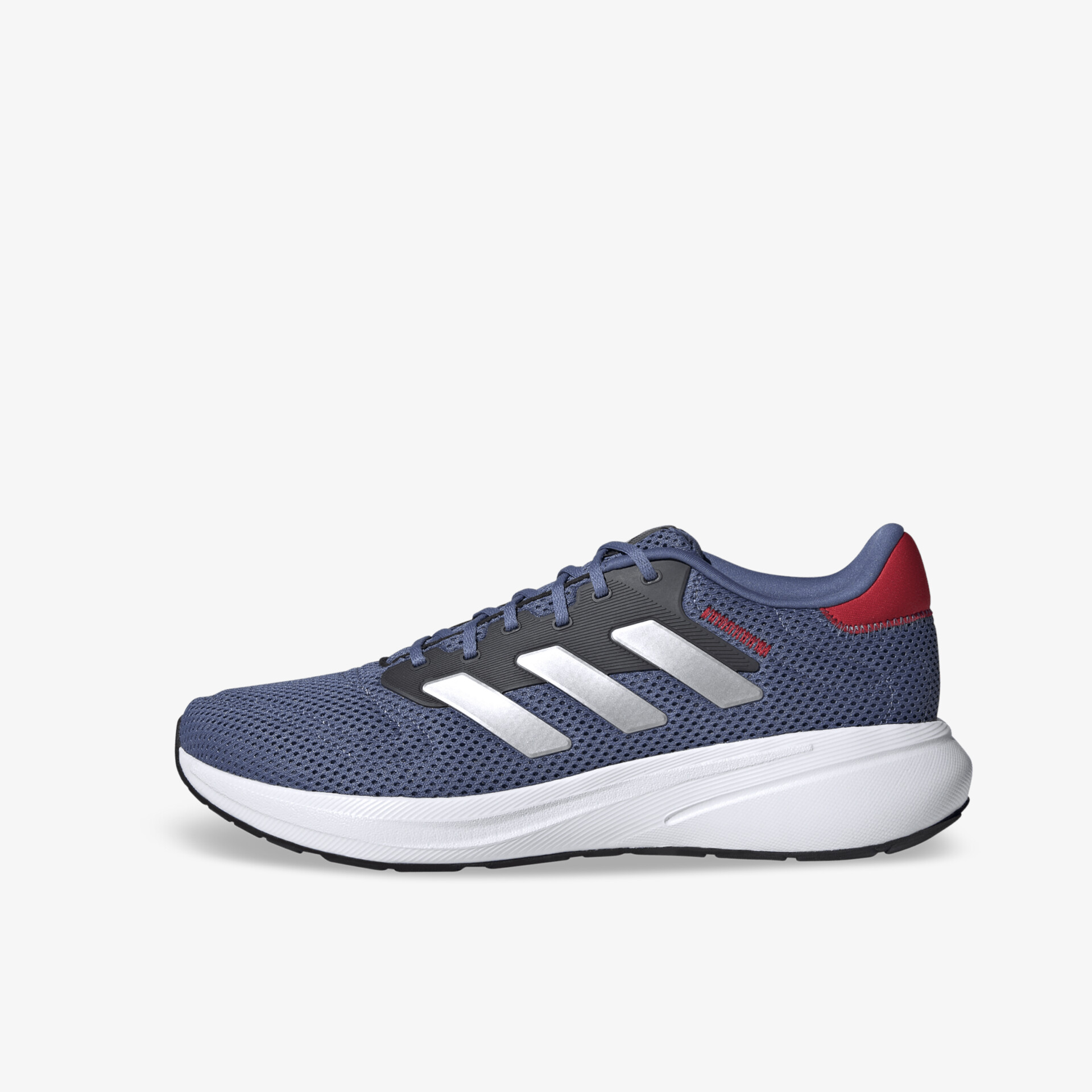 Moderner blauer Sportschuh mit rotem Detail und leichter Sohle, ideal für Läufe und sportliche Aktivitäten.