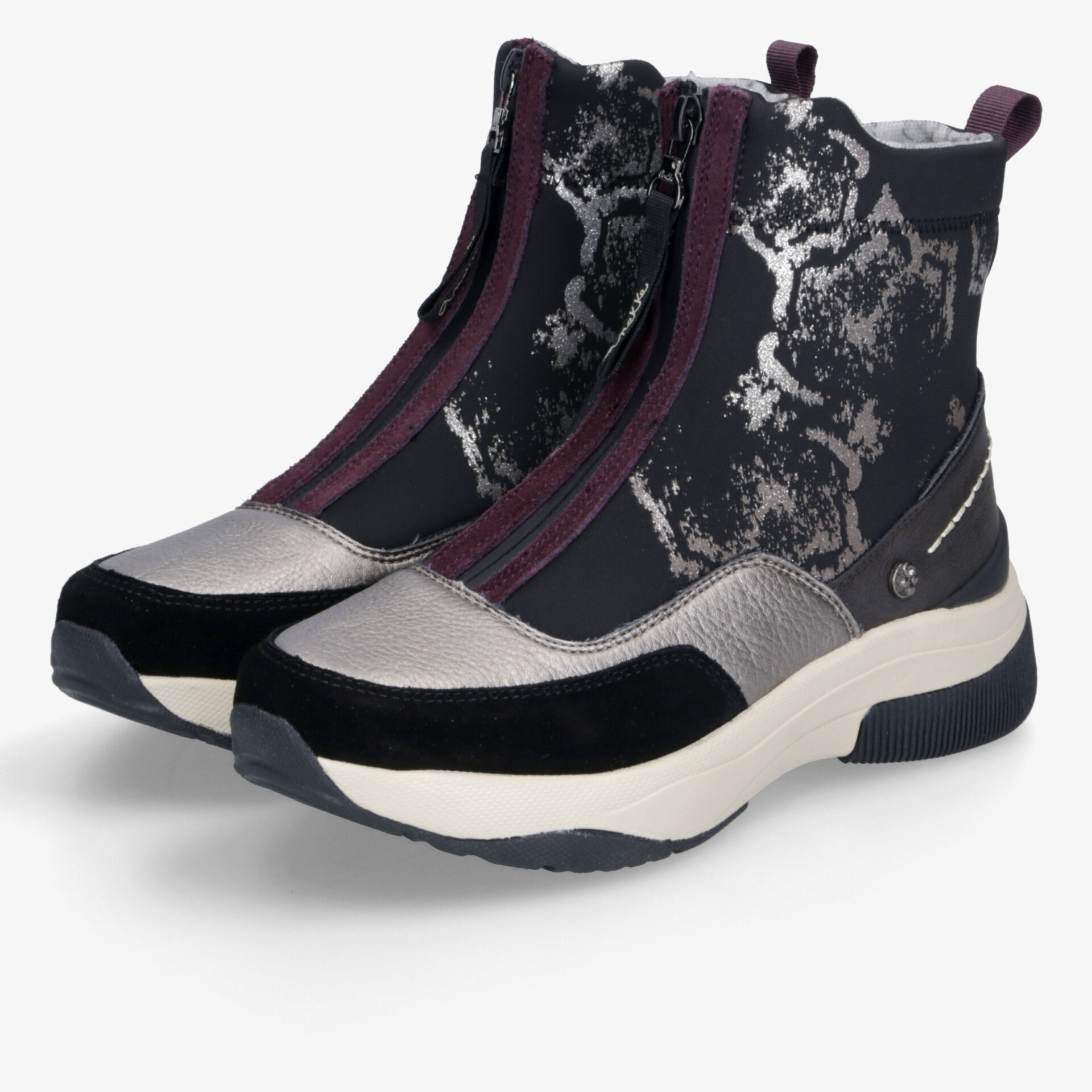 Modische und robuste Sneaker mit bequemem Einstieg und sportlichem Design, ideal für vielseitigen Alltag