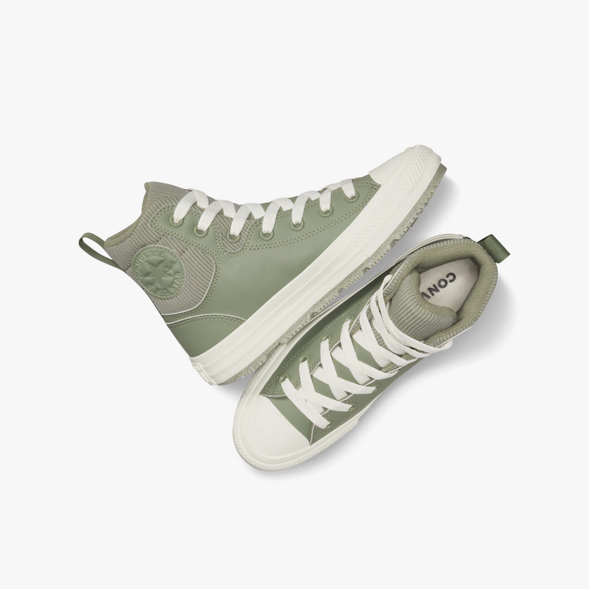 Moderner hoher Sneaker in Olivgrün mit weißen Details, bequeme Passform und sportliches Design