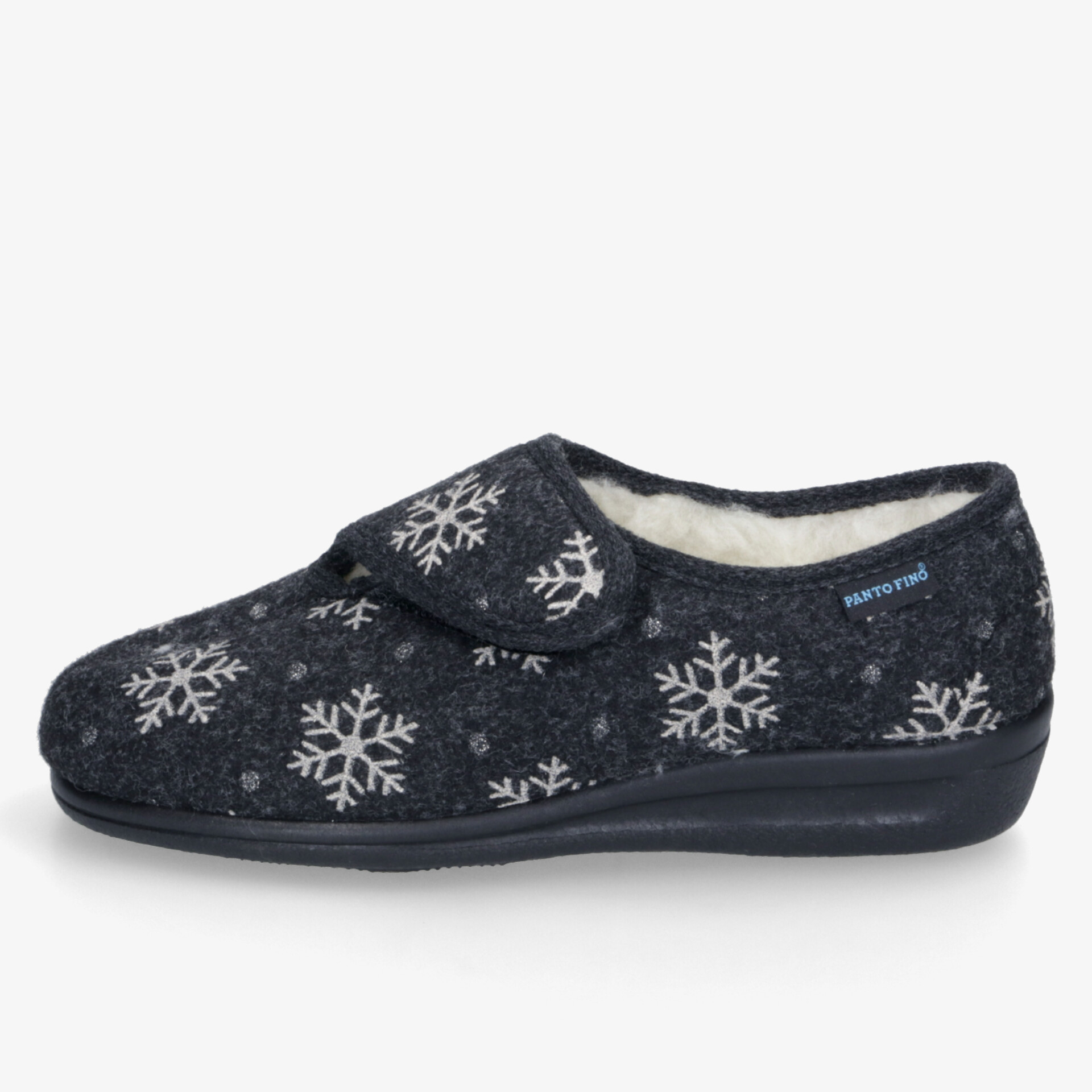 Warmer Hausschuh mit weich gefüttertem Innenfutter und rutschfester Sohle, dekoriert mit Schneeflocken-Motiv