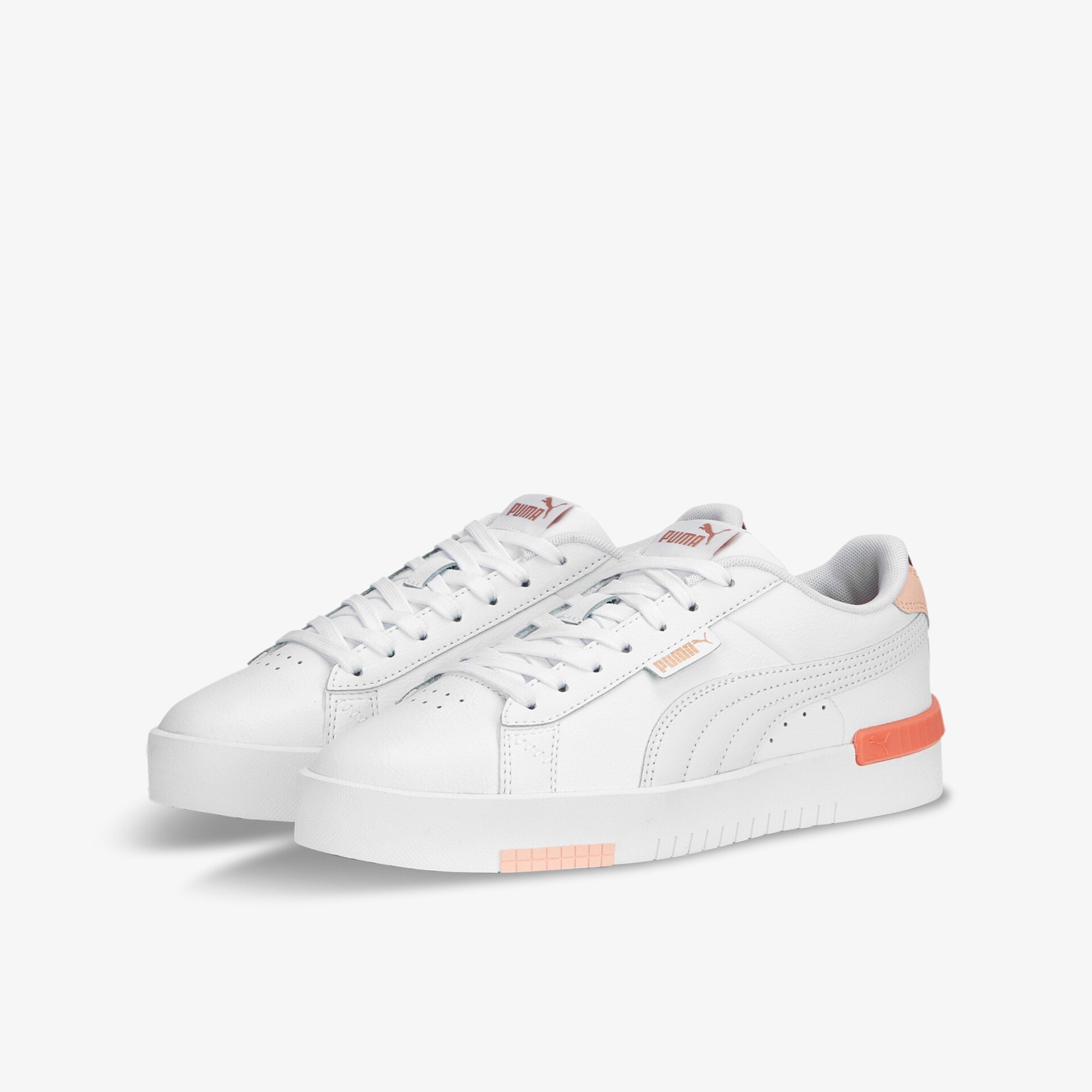 Eleganter weißer Sneaker mit orangenen Akzenten für stilvollen Komfort.
