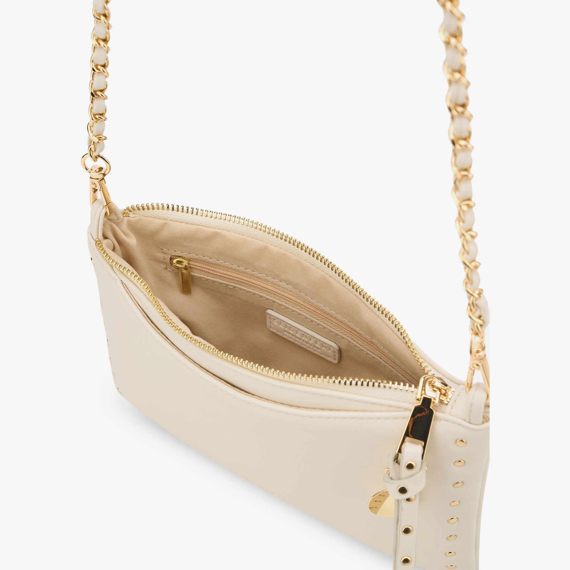 Beige Handtasche mit goldener Kette und Reißverschluss, zeigt hochwertiges Innenfutter und elegantes Design