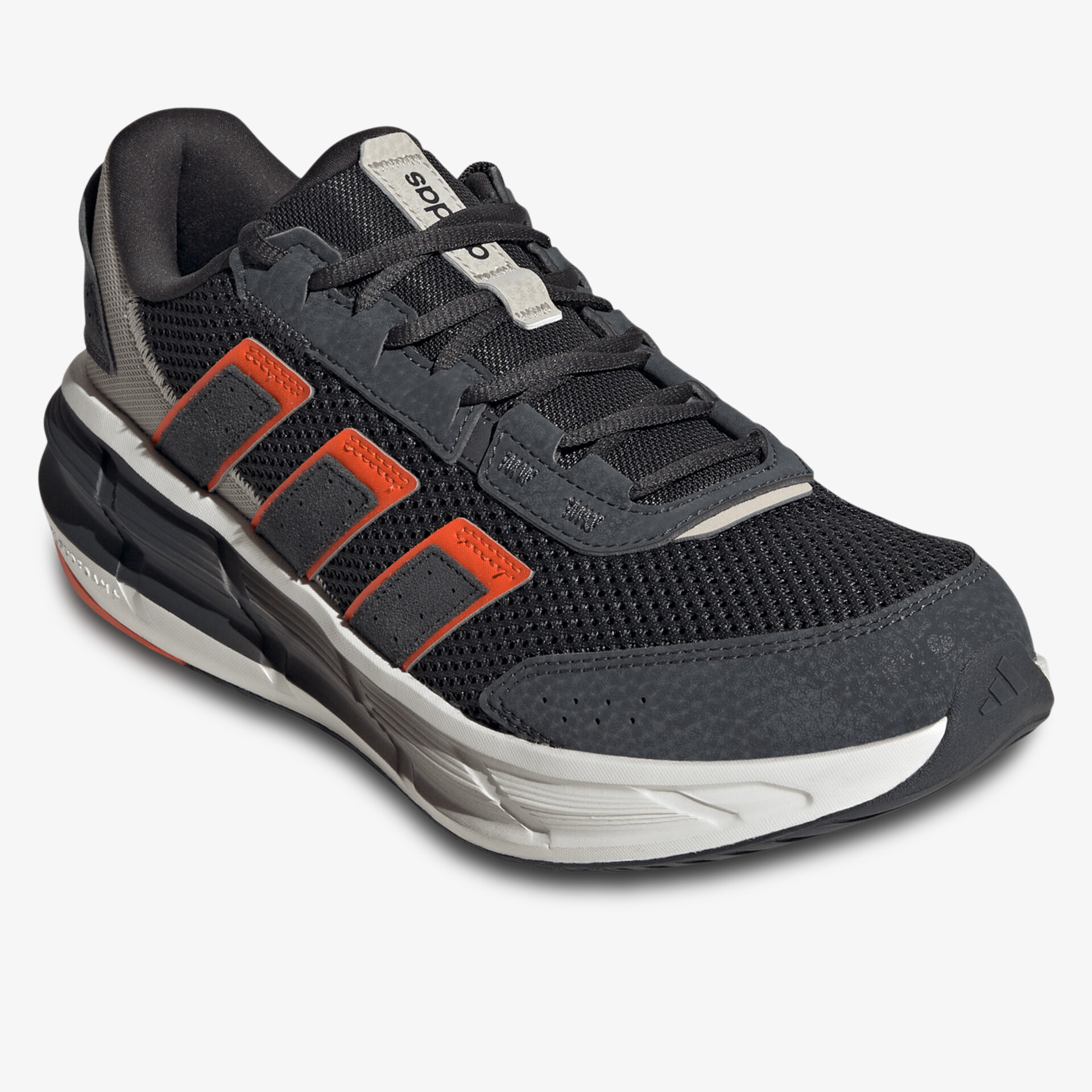 Moderner, atmungsaktiver Sneaker mit leichter Dämpfung und robustem Design für hohen Tragekomfort