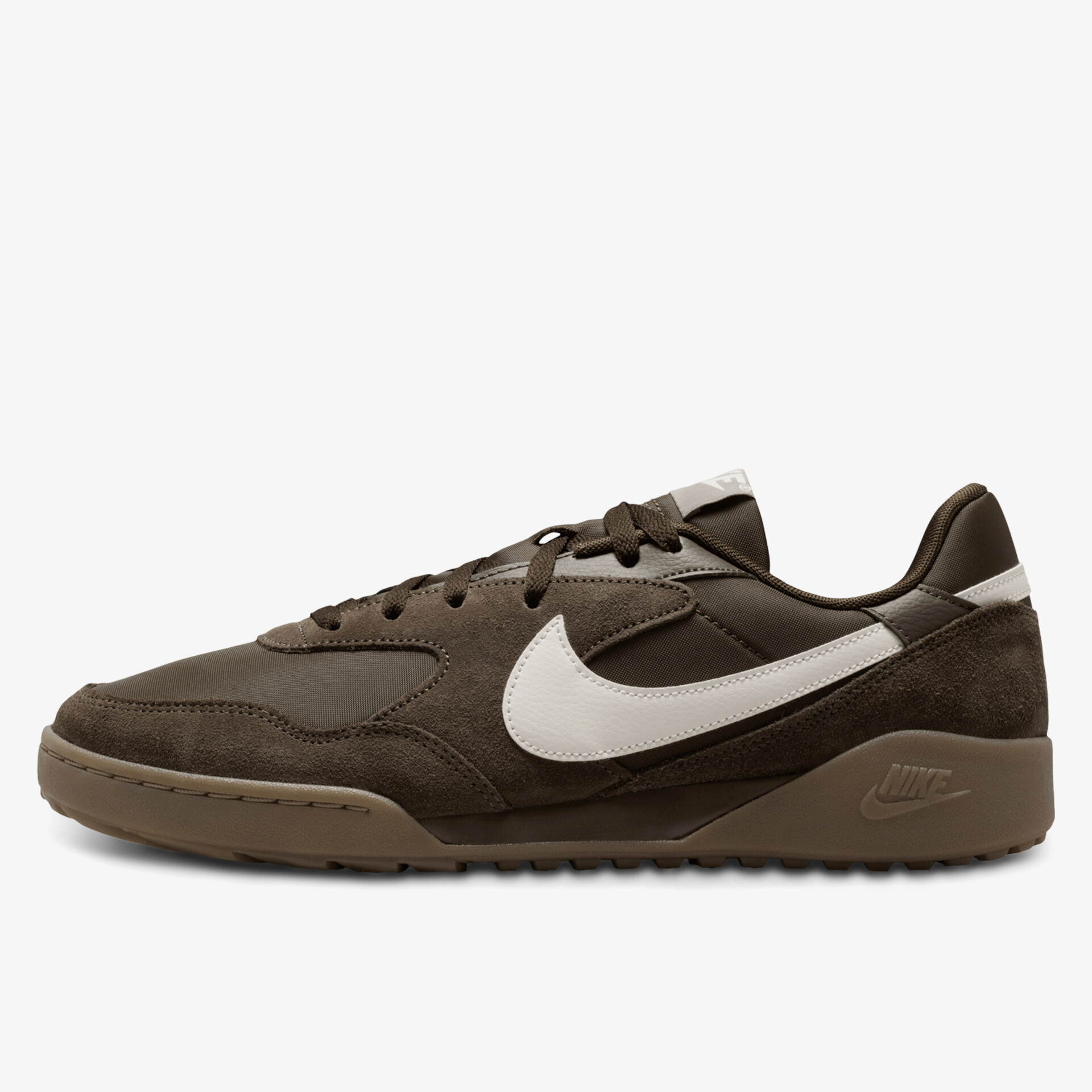 Sportlicher Sneaker mit bequemer Passform und strapazierfähigem Material für vielseitigen Einsatz