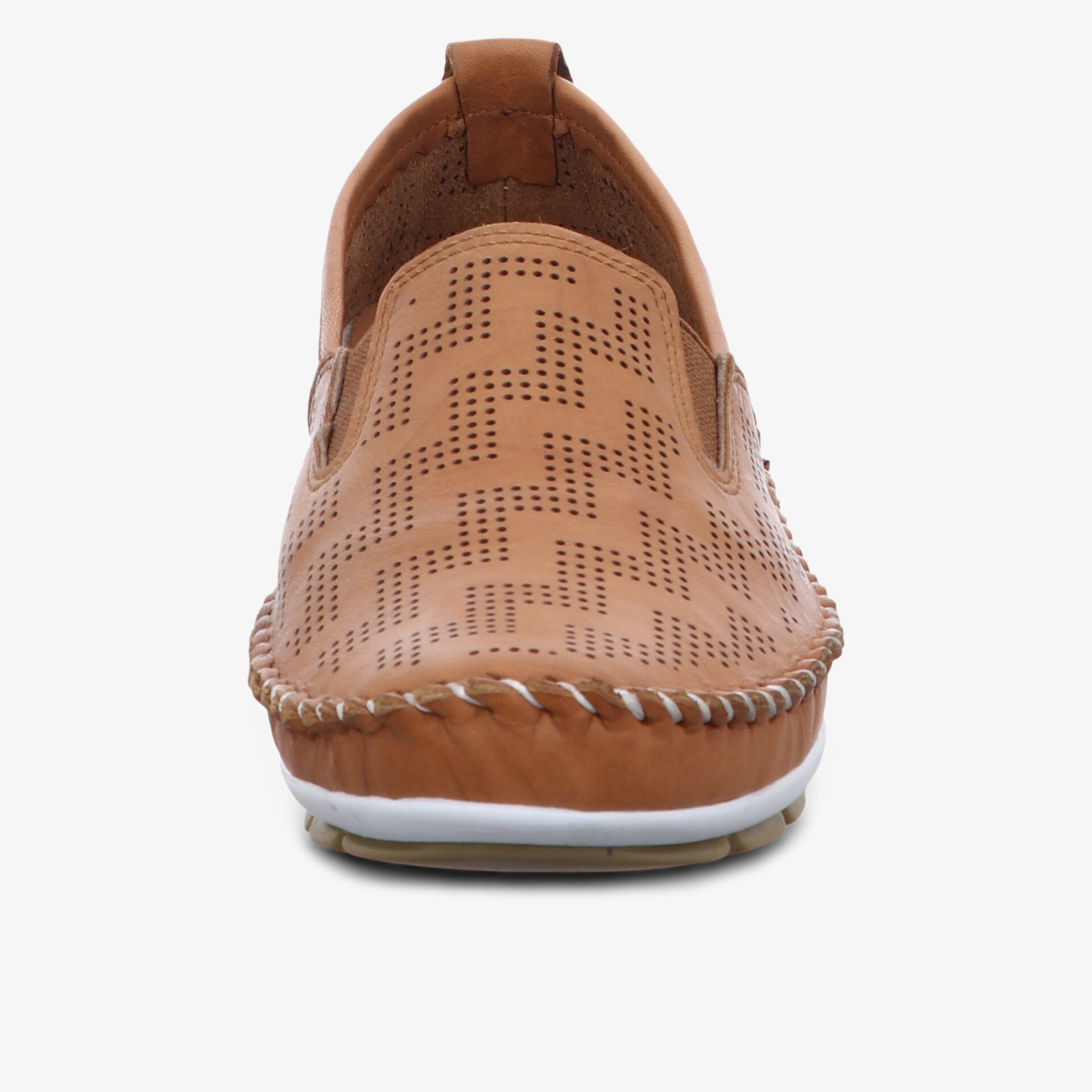 Leder-Slipper mit Lochmuster und rutschfester Sohle in zeitlosem Design.