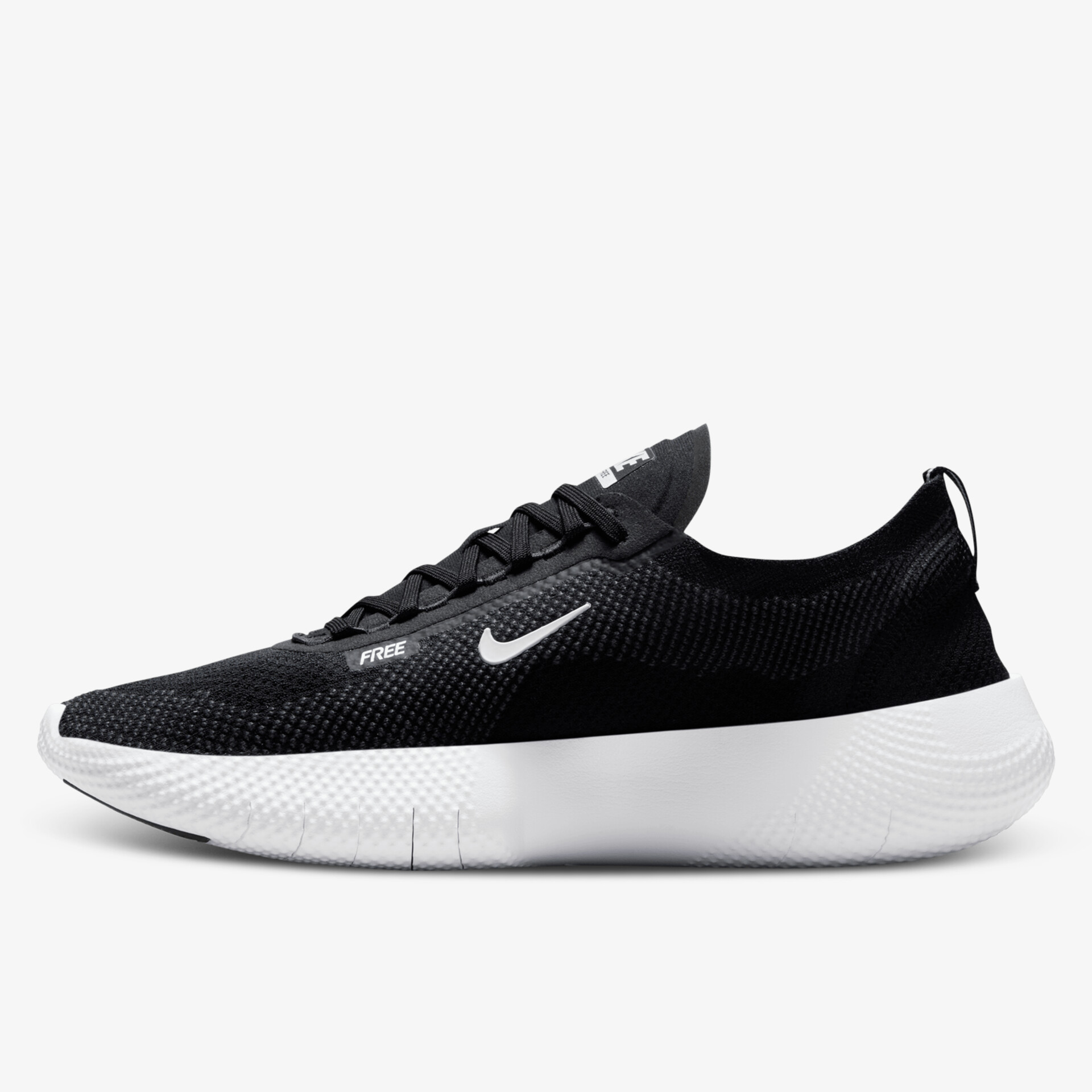 Moderner schwarzer Laufschuh mit weißer Sohle und atmungsaktivem Design. Perfekt für Sport und Freizeit.