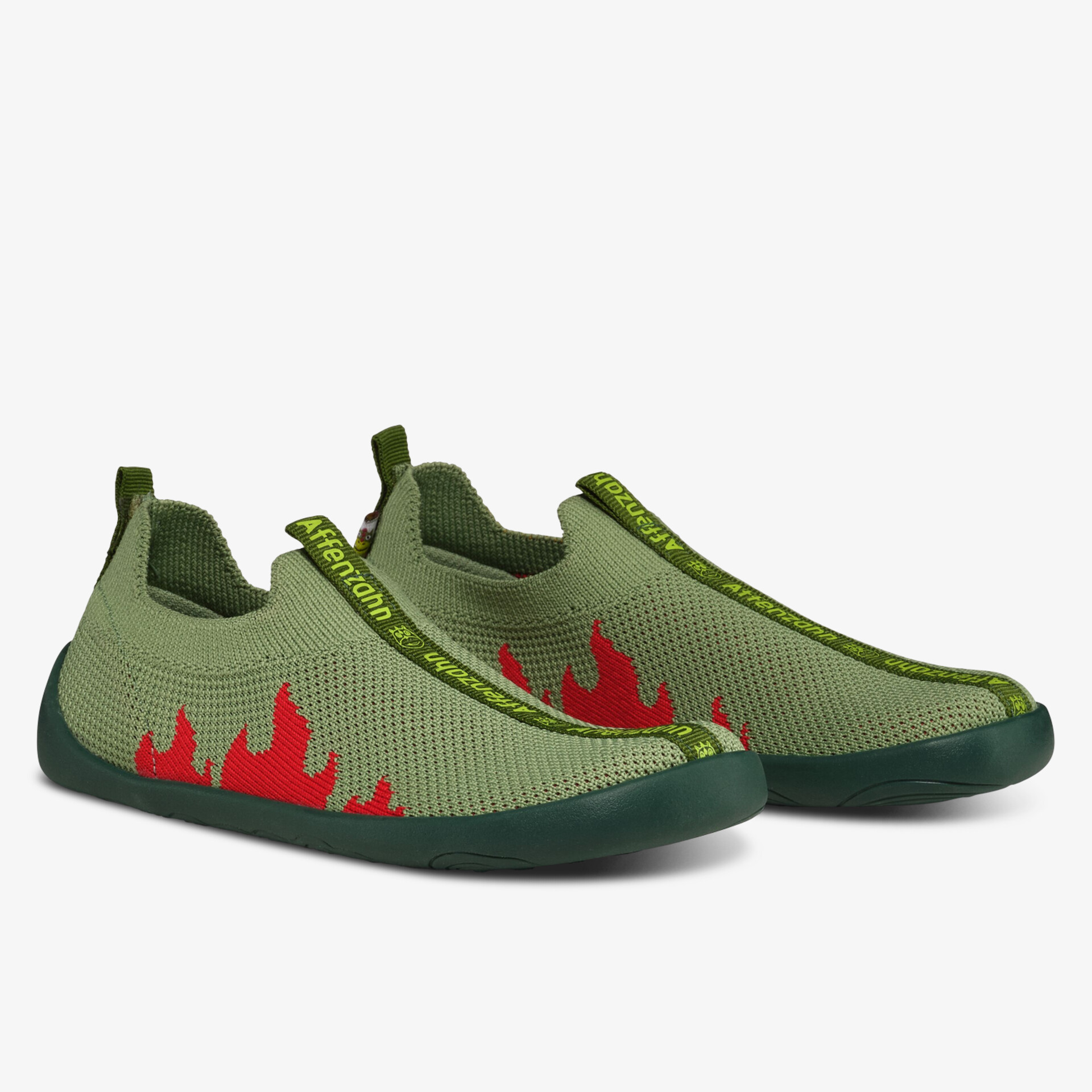 Leichte und flexible Schuhe mit atmungsaktivem Material und rutschfester Sohle, modisches grünes Design mit roten Flammen