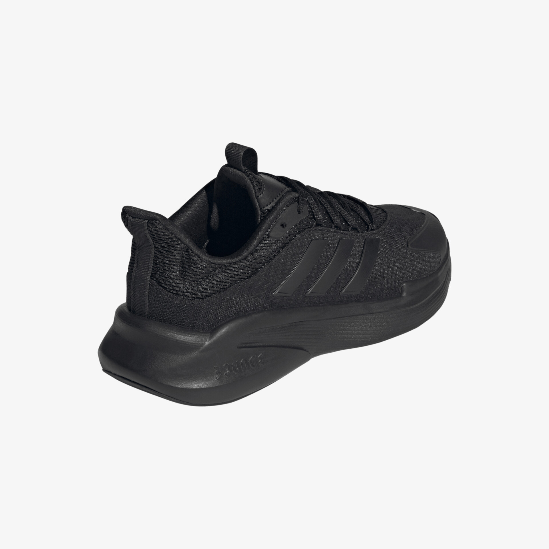 Moderner schwarzer Sneaker mit robustem Design und sportlicher Silhouette, ideal für jeden Anlass.