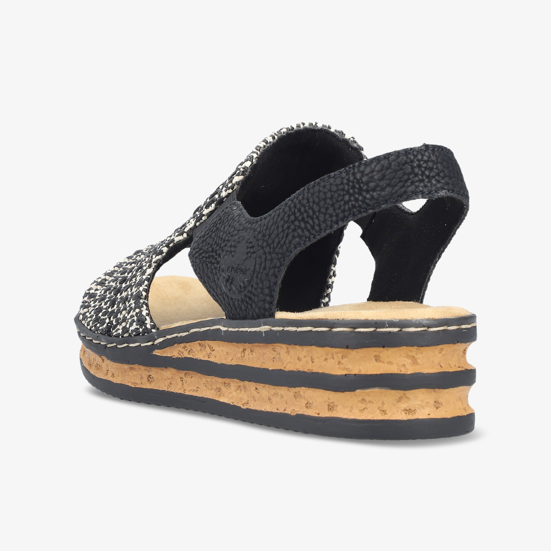 Schwarze Keilabsatz-Sandale seitliche Ansicht mit flexiblem, komfortablem Riemen und stabiler Sohle