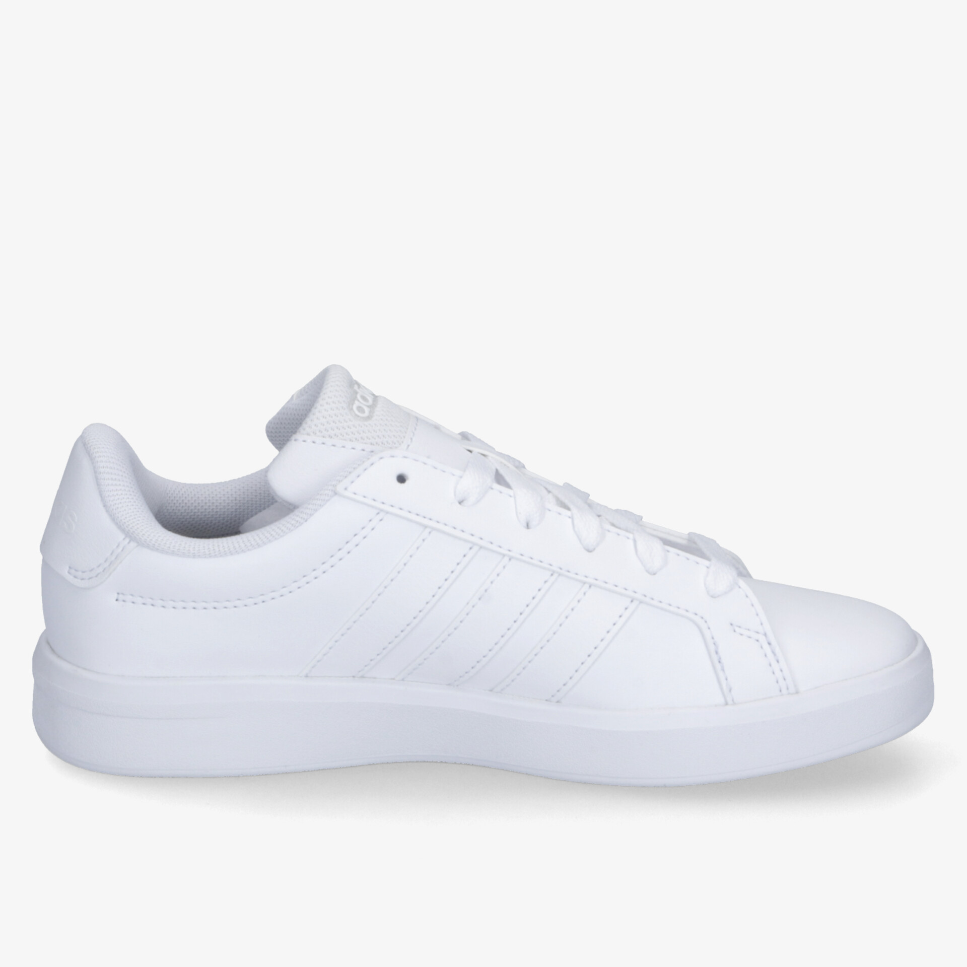 Moderner weißer Sneaker mit sportlichem Design und atmungsaktivem Material, bequeme Passform und leichter Sohle