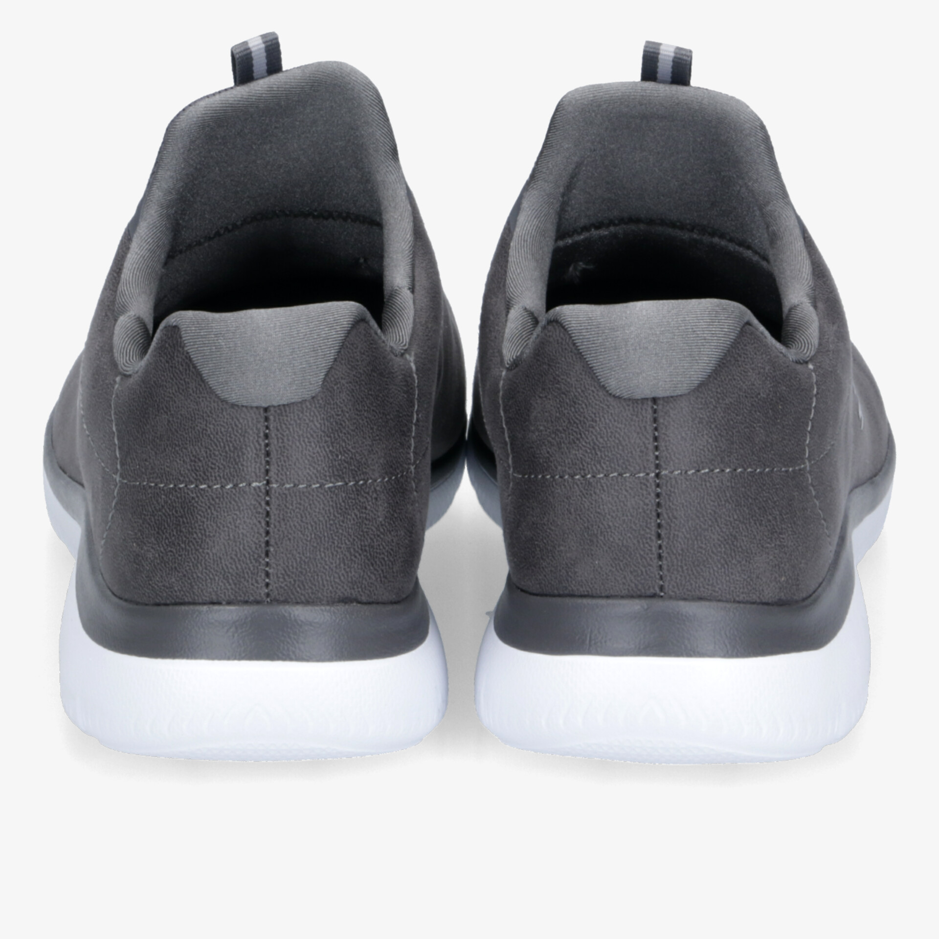 Eleganter grauer Sneaker mit weißer Sohle für stilvollen Komfort.