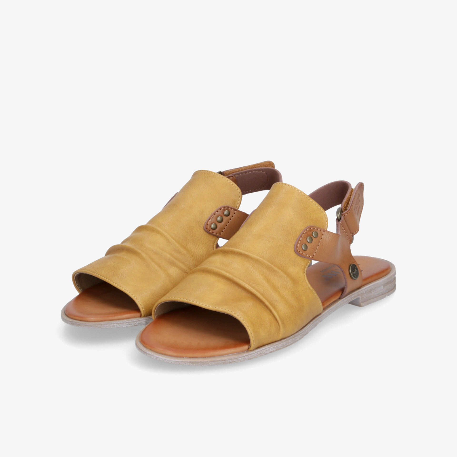 Bequeme offene Sandalen mit weichem Material und verstellbarem Riemen in natürlicher Holzoptik