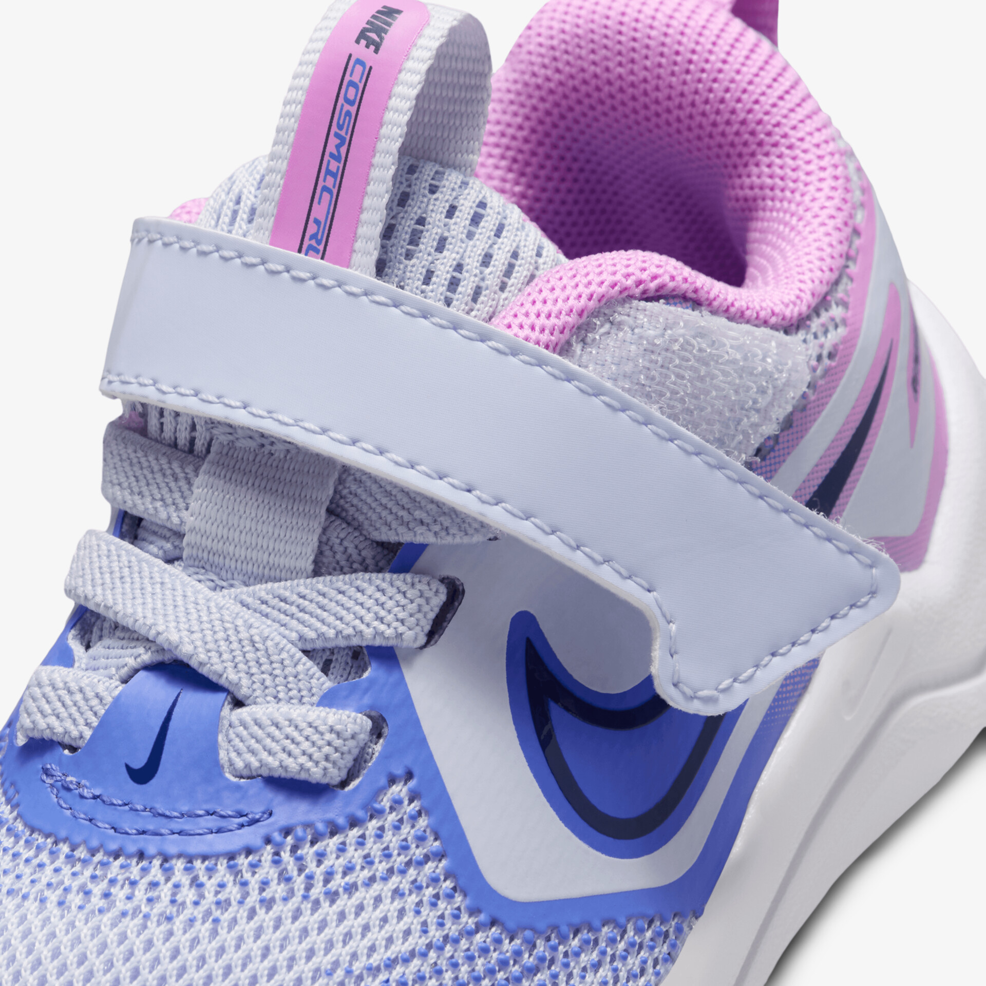 Moderner Sneaker in Pastelltönen mit ausgezeichnetem Halt und Design