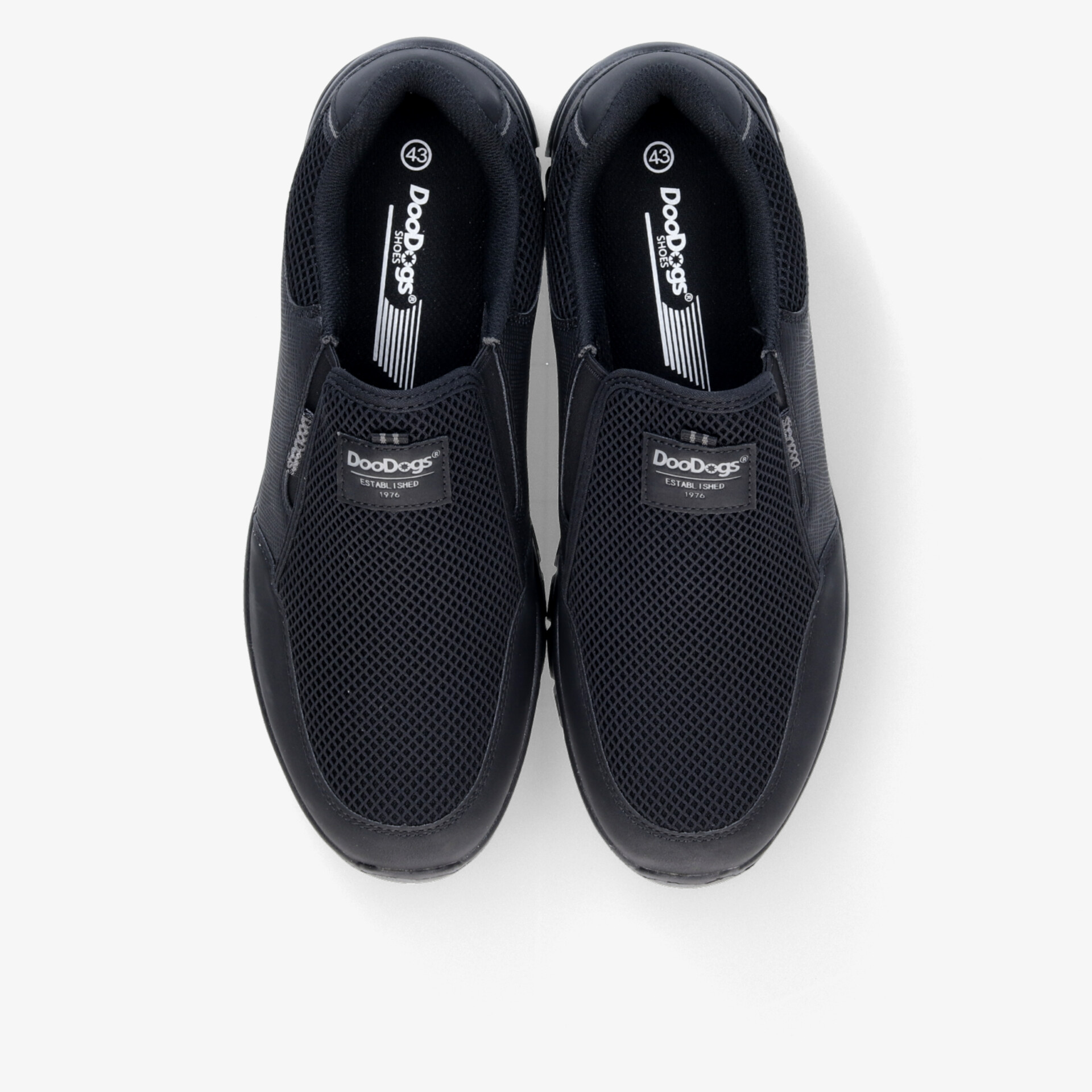 Leichte, atmungsaktive Sportschuhe im Paar, mit robustem und rutschfestem Design für optimalen Komfort.