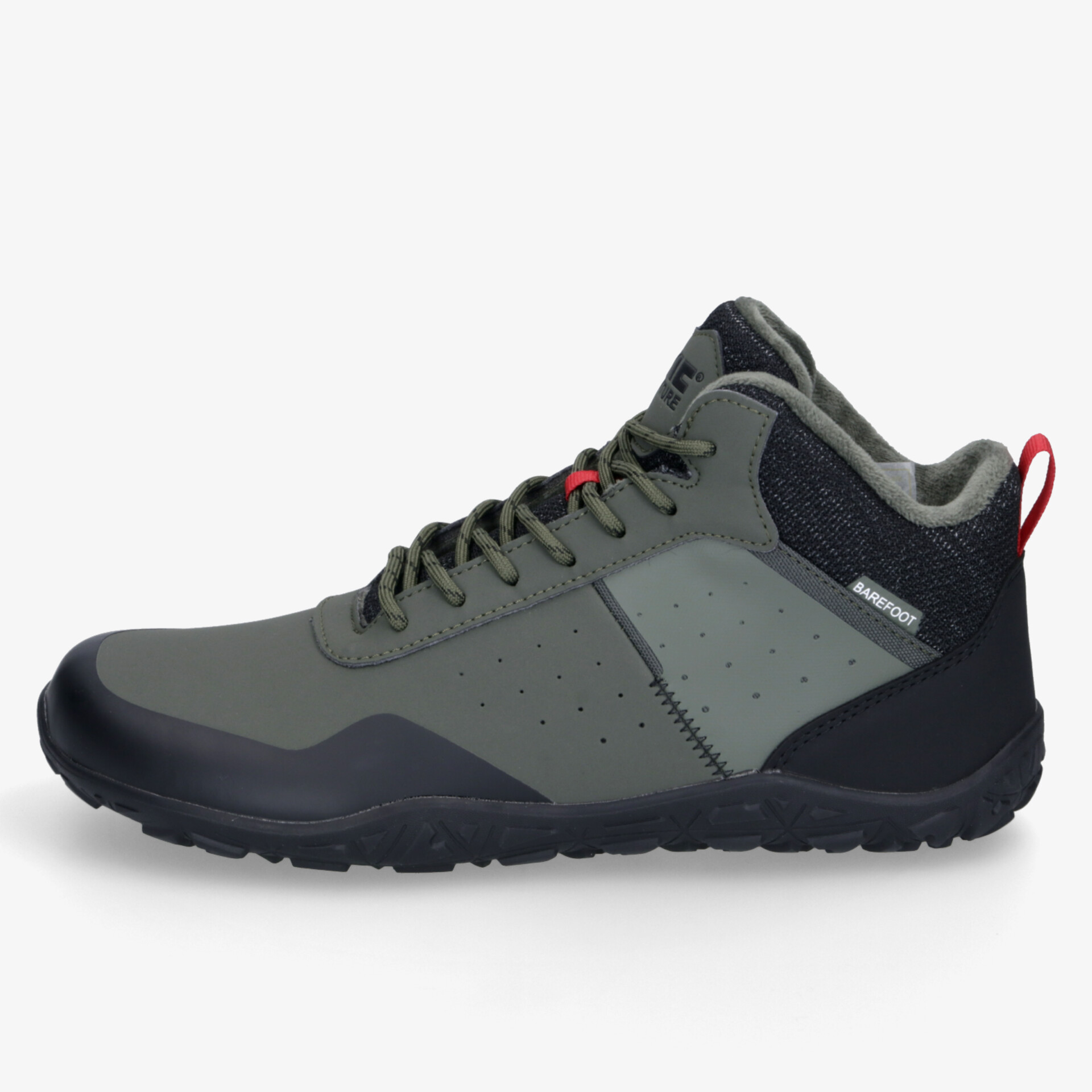 Seitlich gezeigter robuster Outdoor-Wanderschuh mit wasserdichtem Material und griffiger Laufsohle