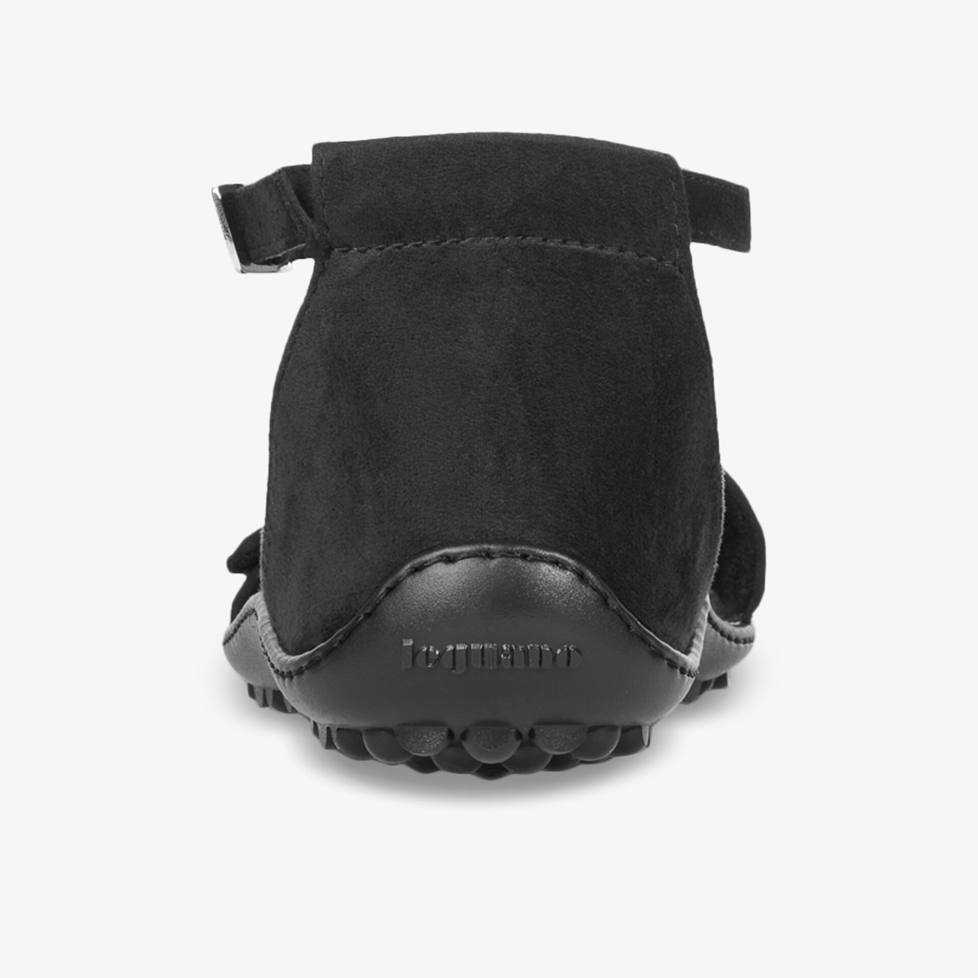 Eleganter Schuh aus grauem Veloursleder mit rutschfester Sohle und komfortablem Fersenband.