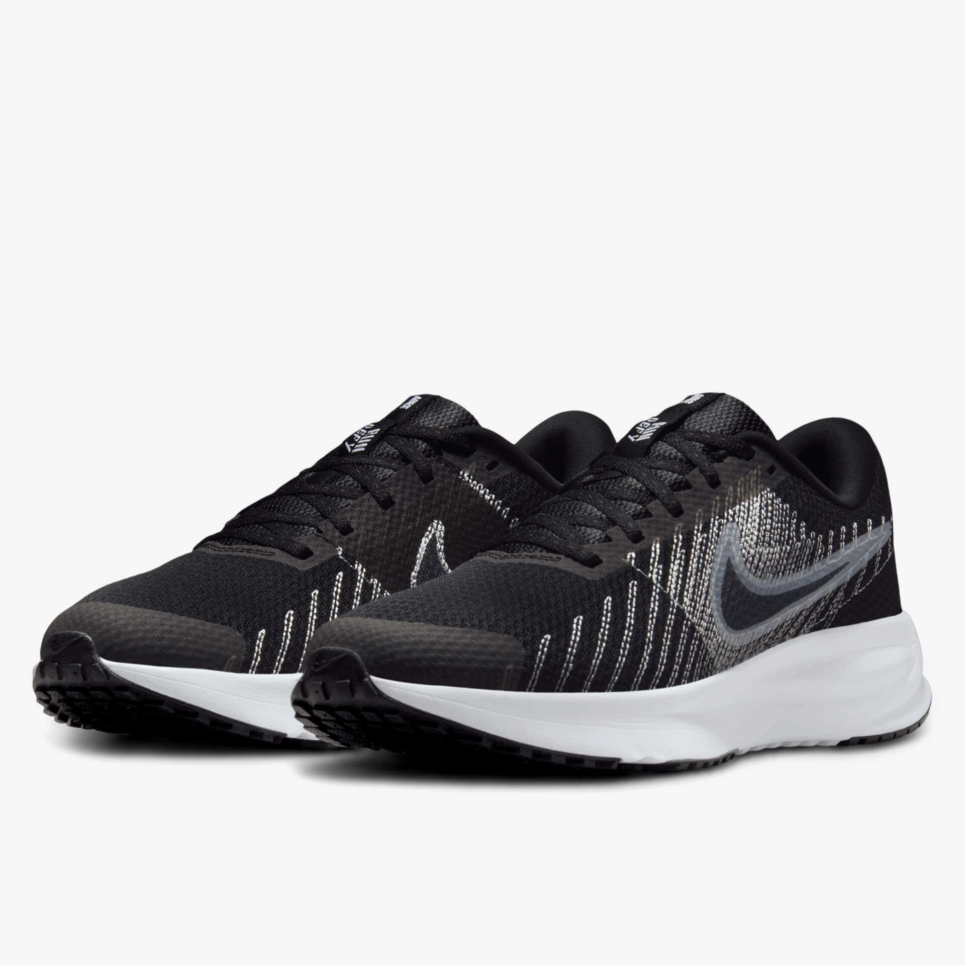 Schwarze Sneakers mit angenehmem Tragekomfort und modernem Design