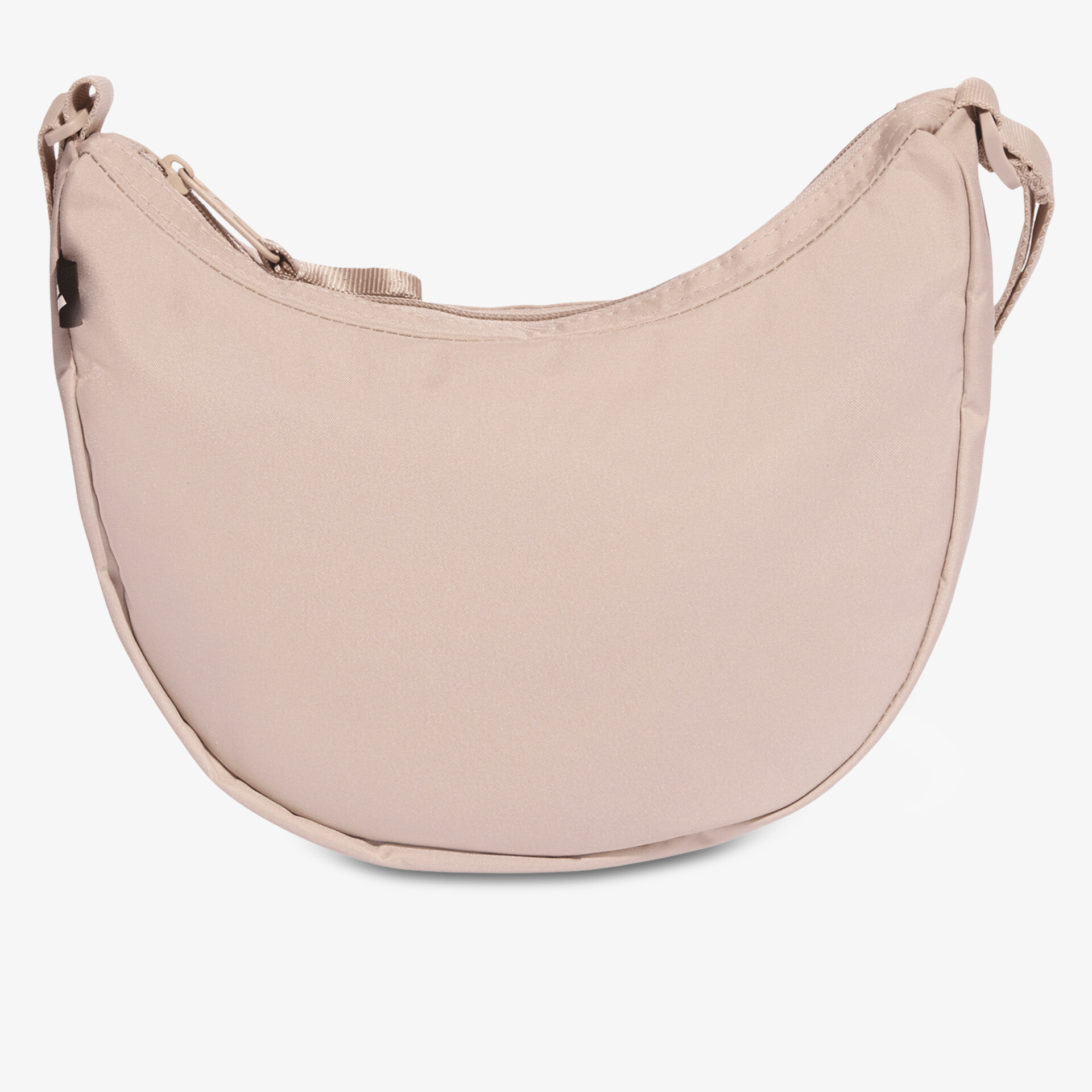 Schlicht designte, elegante Halbmondtasche mit softem Material und praktischem Trageriemen für vielseitigen Gebrauch