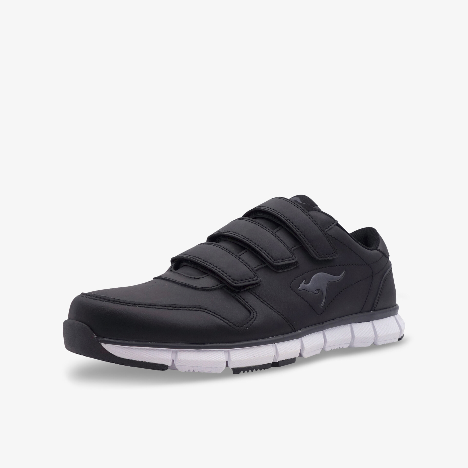 Schwarzer Sneaker mit Klettverschluss und flexibler Sohle für optimalen Tragekomfort und Sportlichkeit.