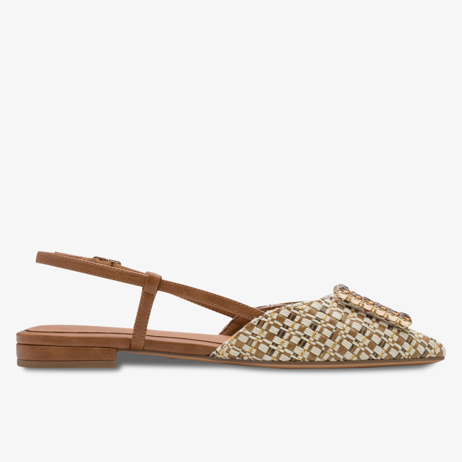 Flacher Schuh mit geflochtenem Obermaterial und verstellbarem Riemchen für eleganten und bequemen Tragekomfort