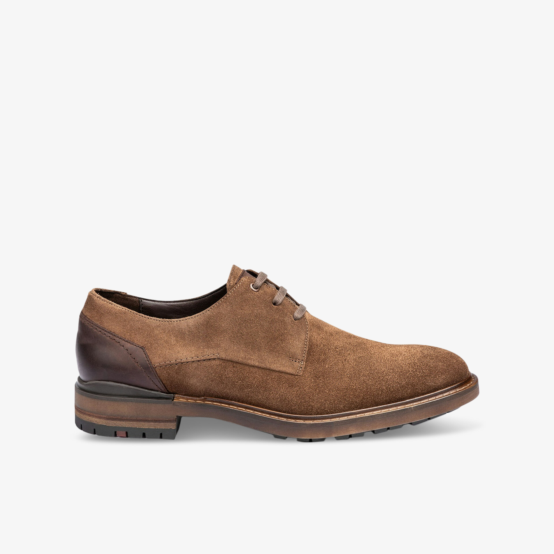 Brauner Wildleder-Schnürschuh mit langlebiger Ledersohle und komfortabler Passform, eleganter seitlicher Blick