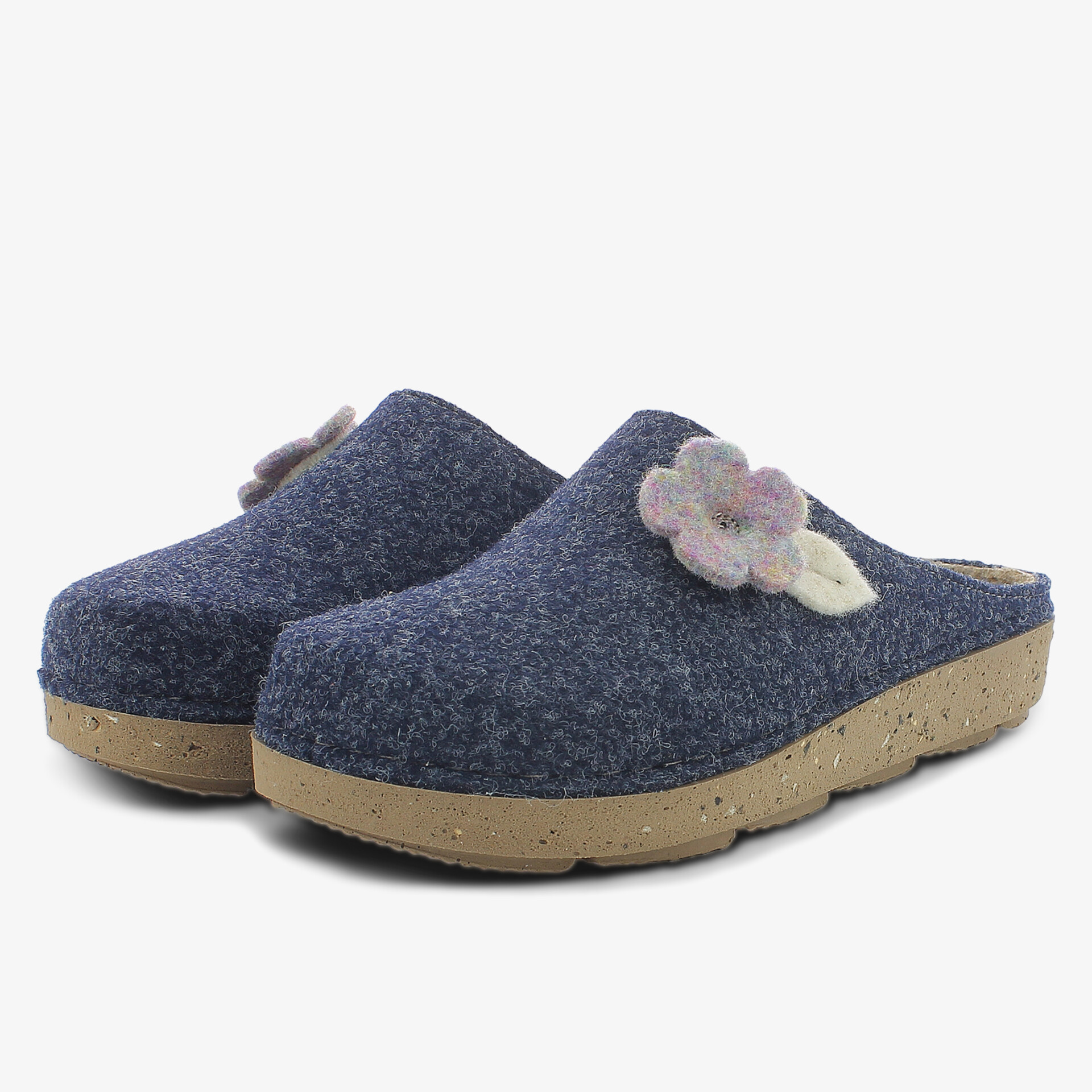Komfortable Filz-Hausschuhe mit weicher Innensohle und dekorativer Blumenapplikation für angenehmes Tragegefühl