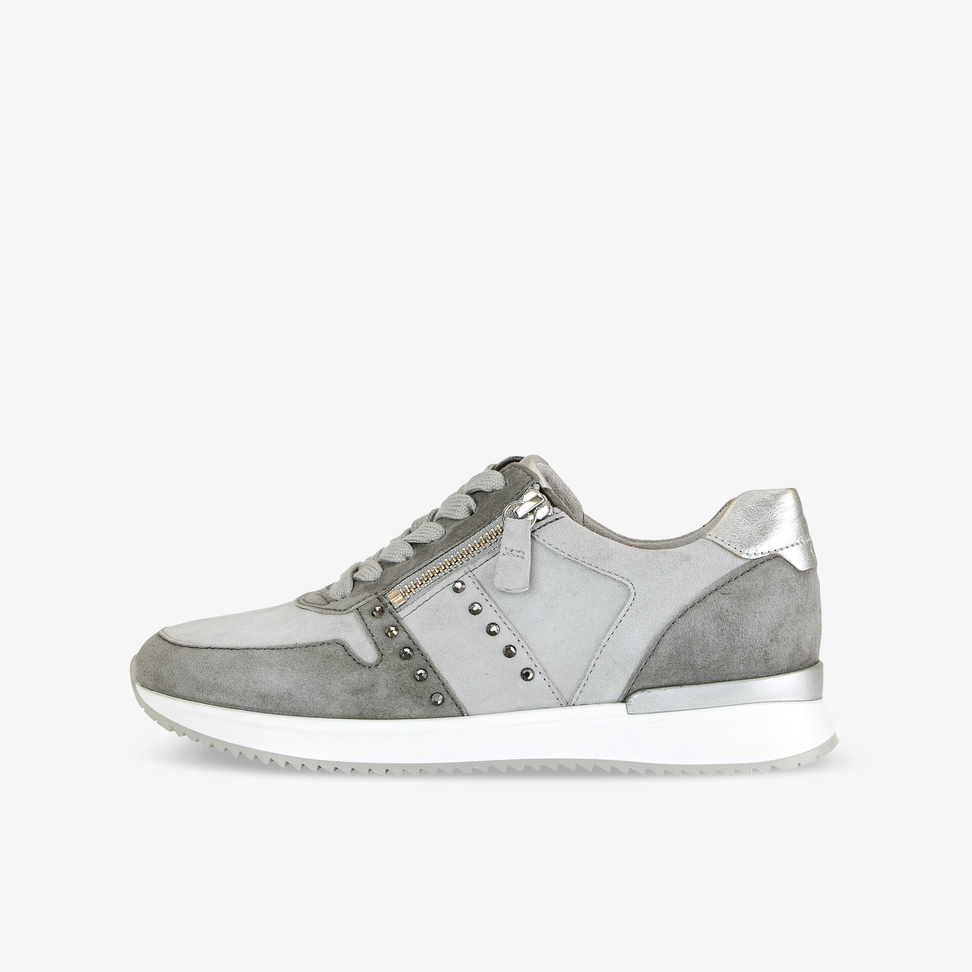 Stylischer grauer Sneaker mit bequemer Passform und modischen Details für vielseitige Anlässe.