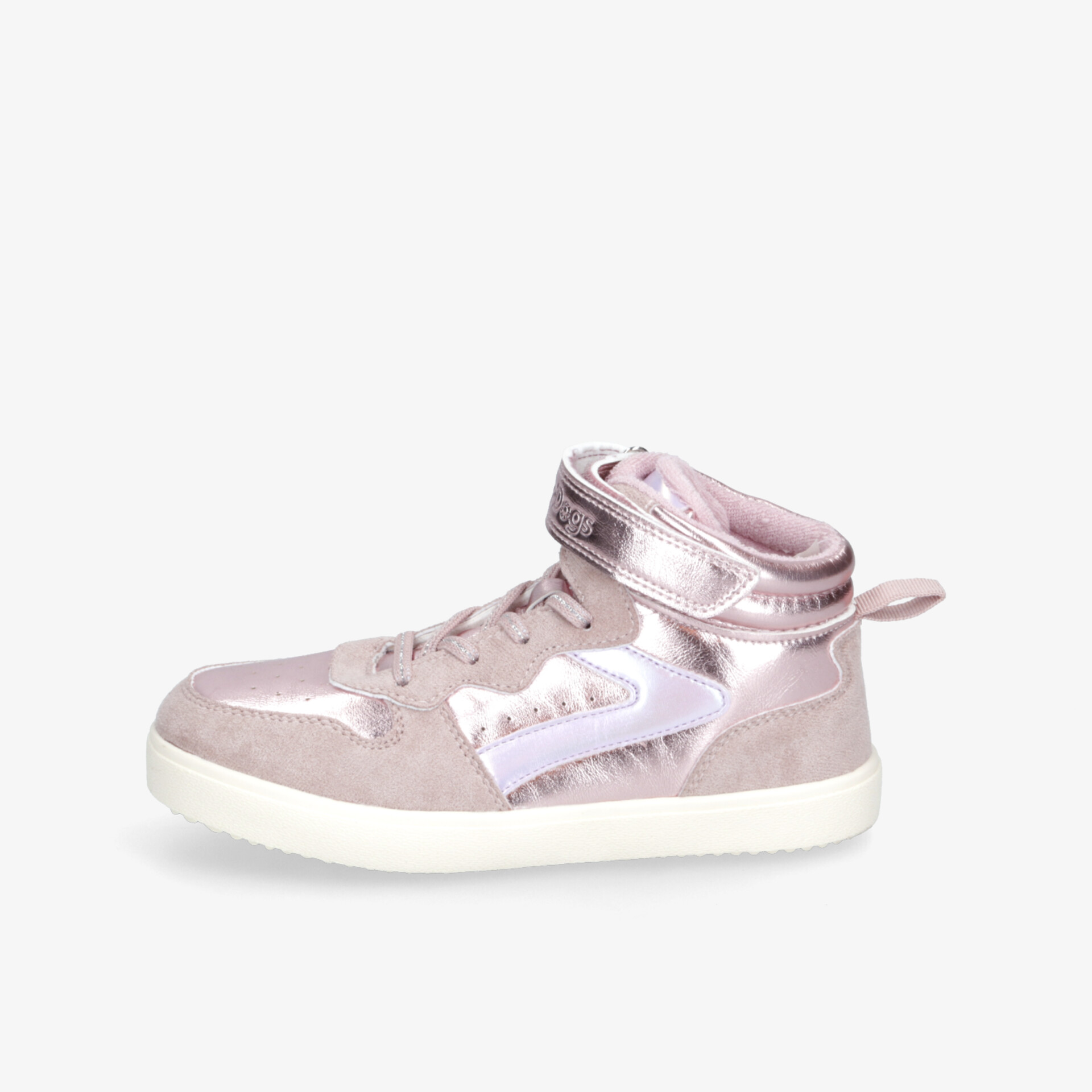 Moderner hoher Schuh mit weicher Polsterung, leichter Sohle und stylischer Schnürung in hellen Farben