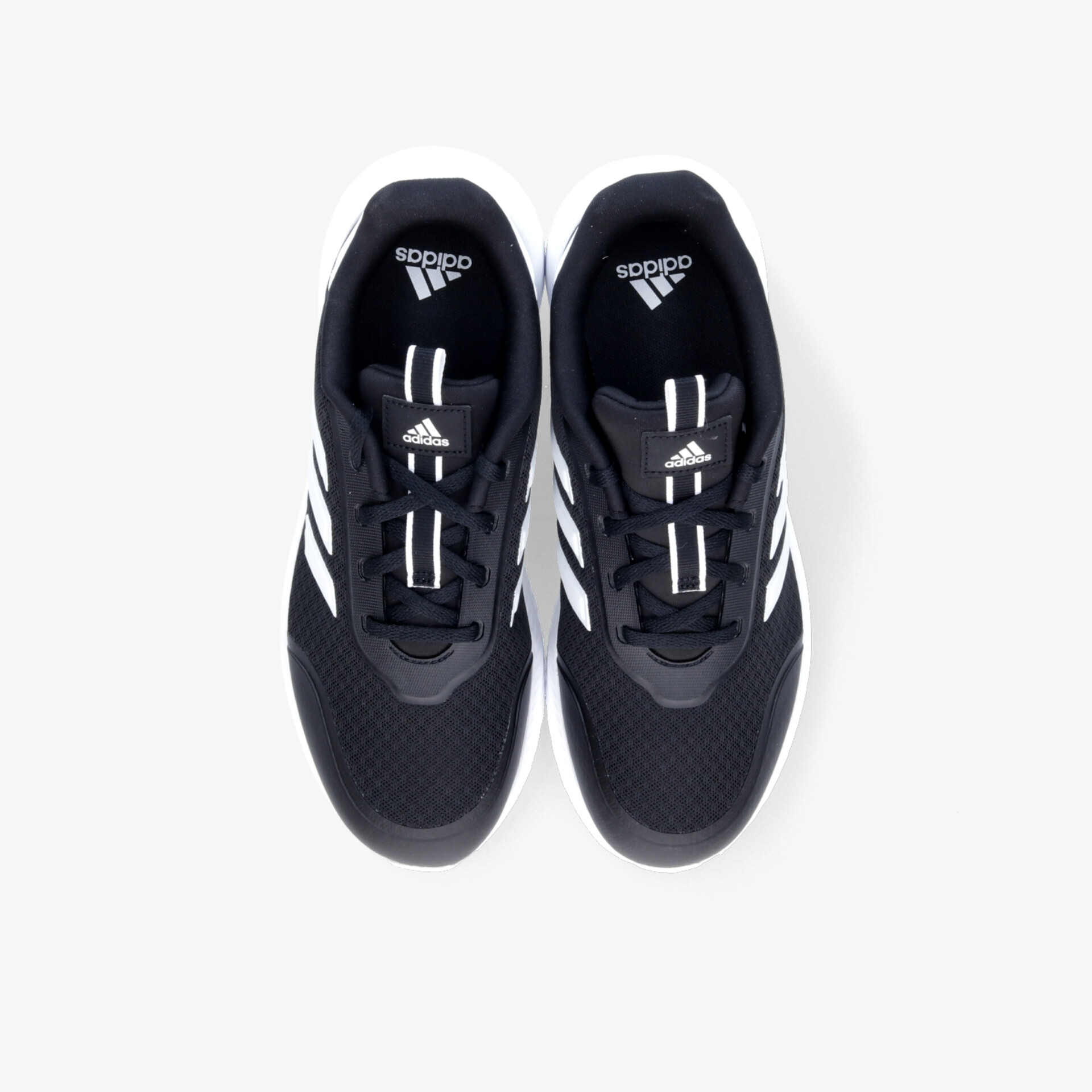 Leichter und flexibler Sportschuh mit rutschfester Sohle und modernem Design, besonders bequem und langlebig