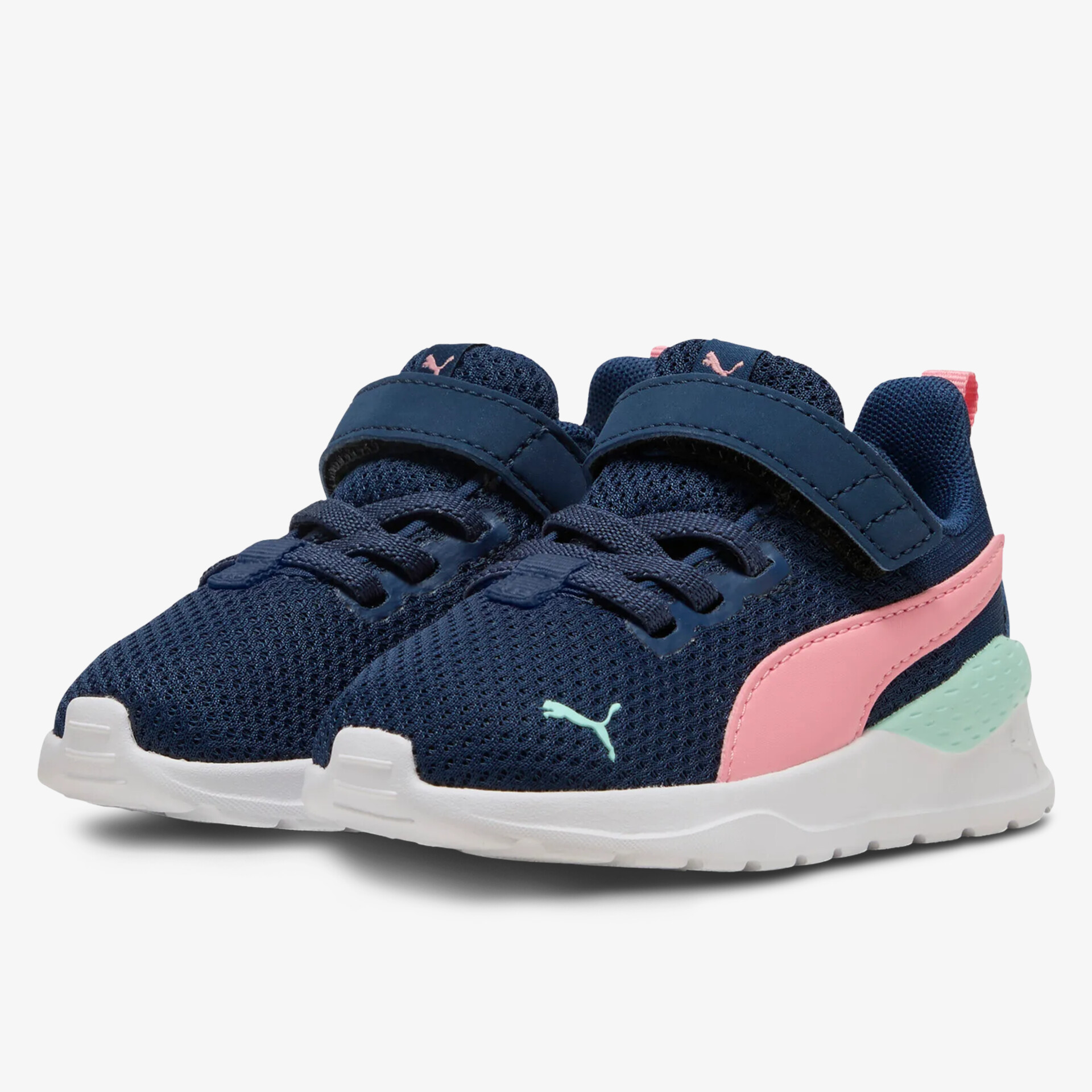 Sportliche atmungsaktive Schuhe mit Klettverschluss, leichter Komfort und rutschfeste Sohle für aktiven Alltag