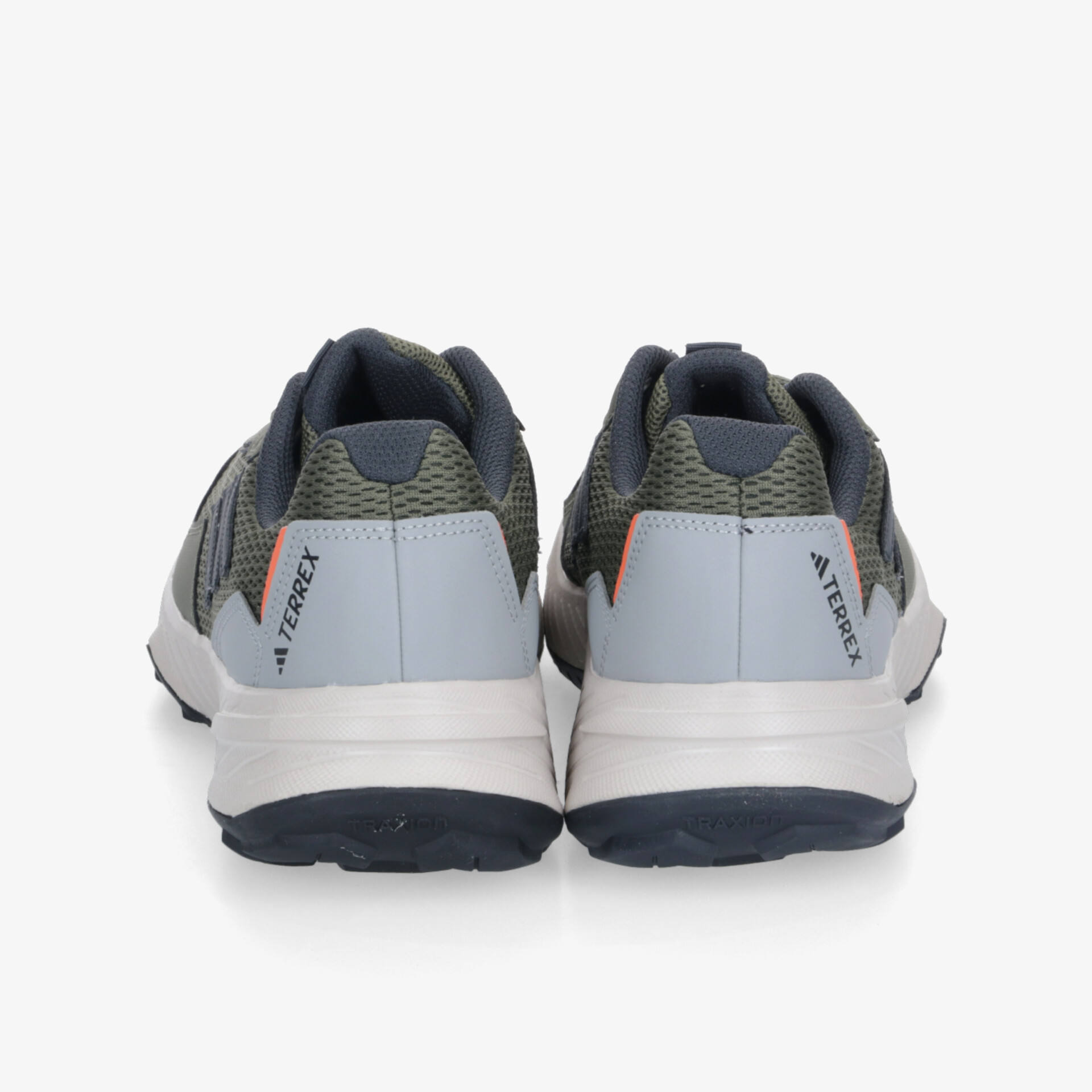 Rückansicht eines bequemen grauen Sportschuhs mit stabiler Fersenkappe und rutschfester Sohle