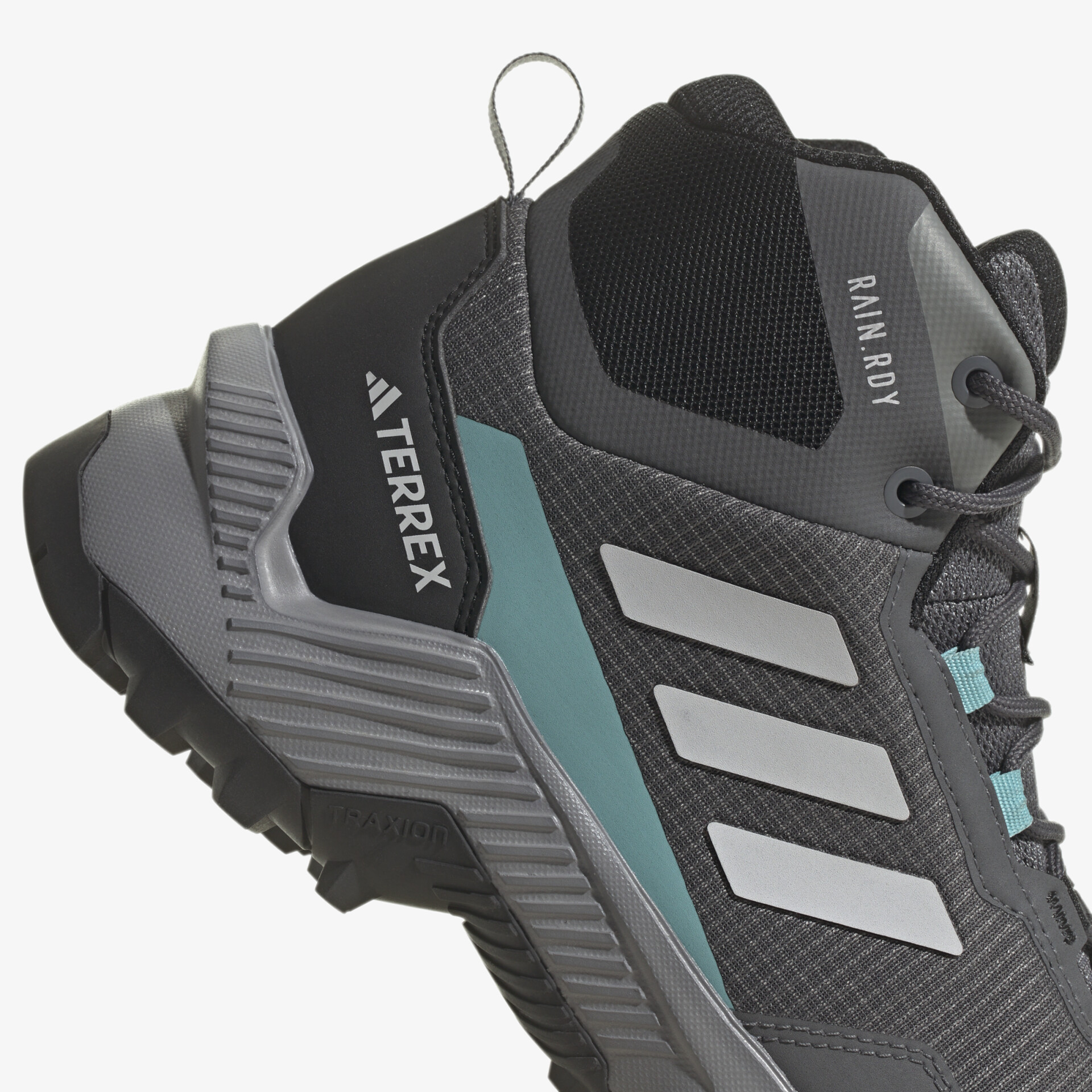 Robuster Outdoor-Schuh mit stylischem Design und hervorragendem Grip für vielseitige Abenteuer.