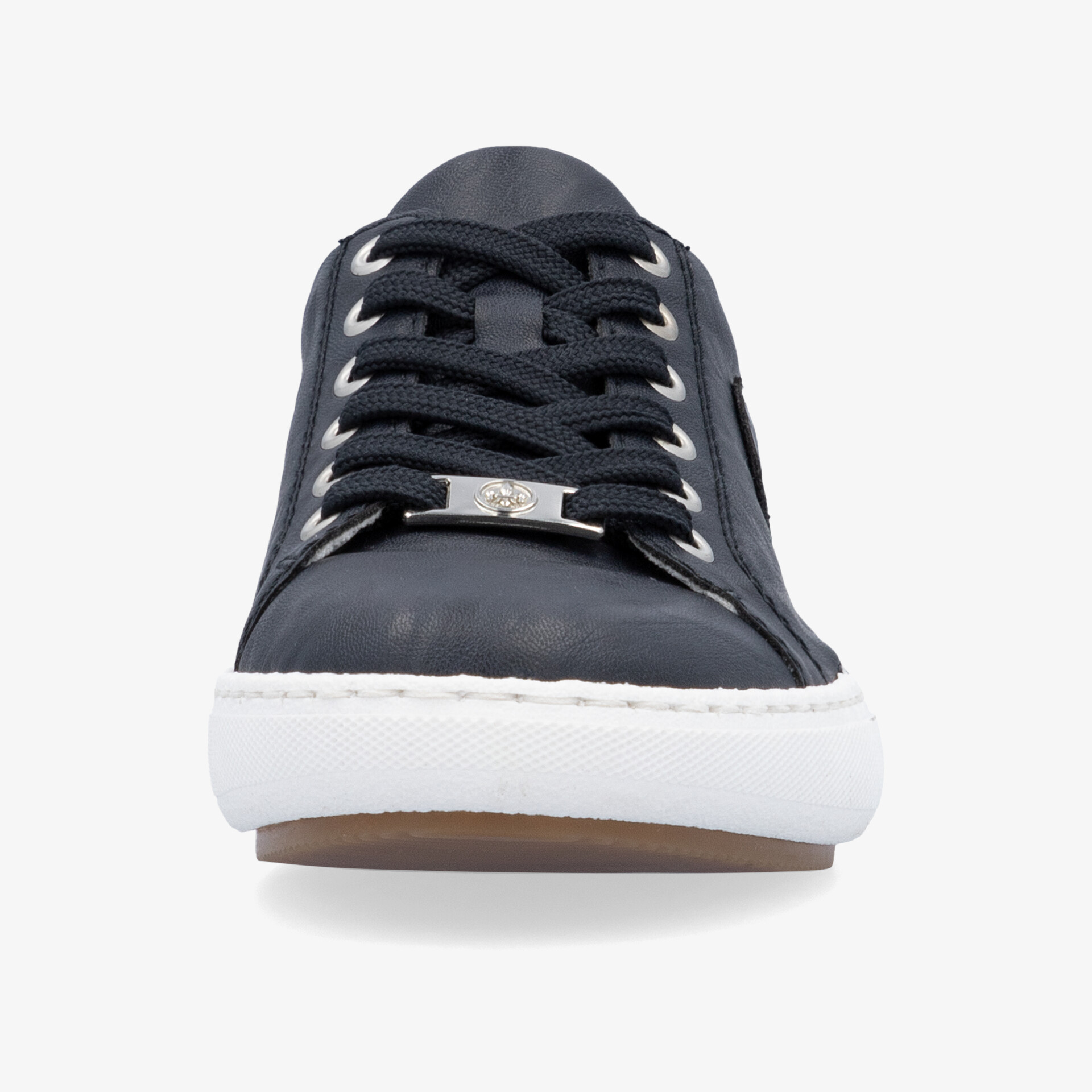 Schwarzer Sneaker mit weißer Sohle in Frontansicht, sportliches und bequemes Design mit stabiler Schnürung