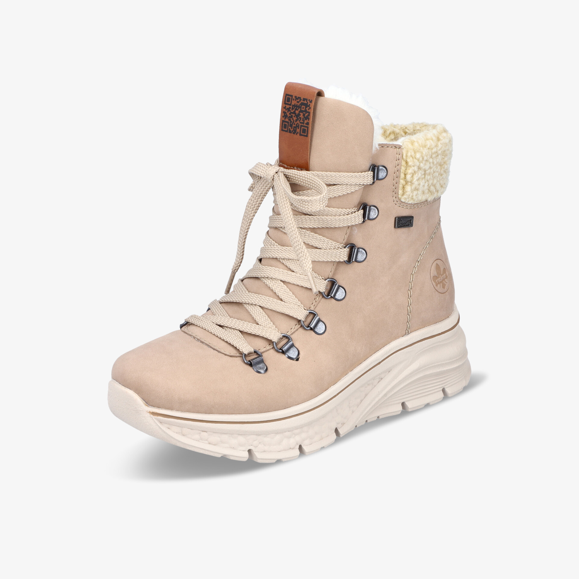Beiger Winterstiefel mit warmer Innenfütterung, dicker Sohle und stabiler Schnürung in schräger Vorderansicht