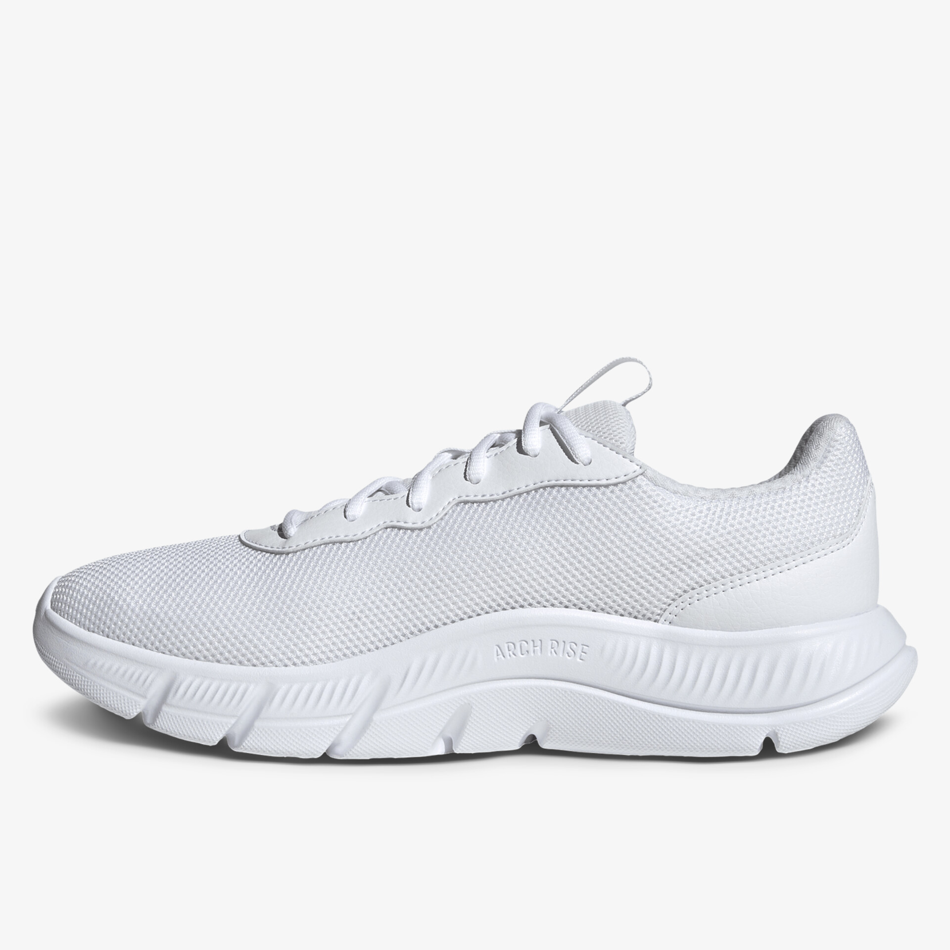 leichter weißer Sportschuh mit atmungsaktivem Obermaterial und flexibler Sohle, seitliche Ansicht