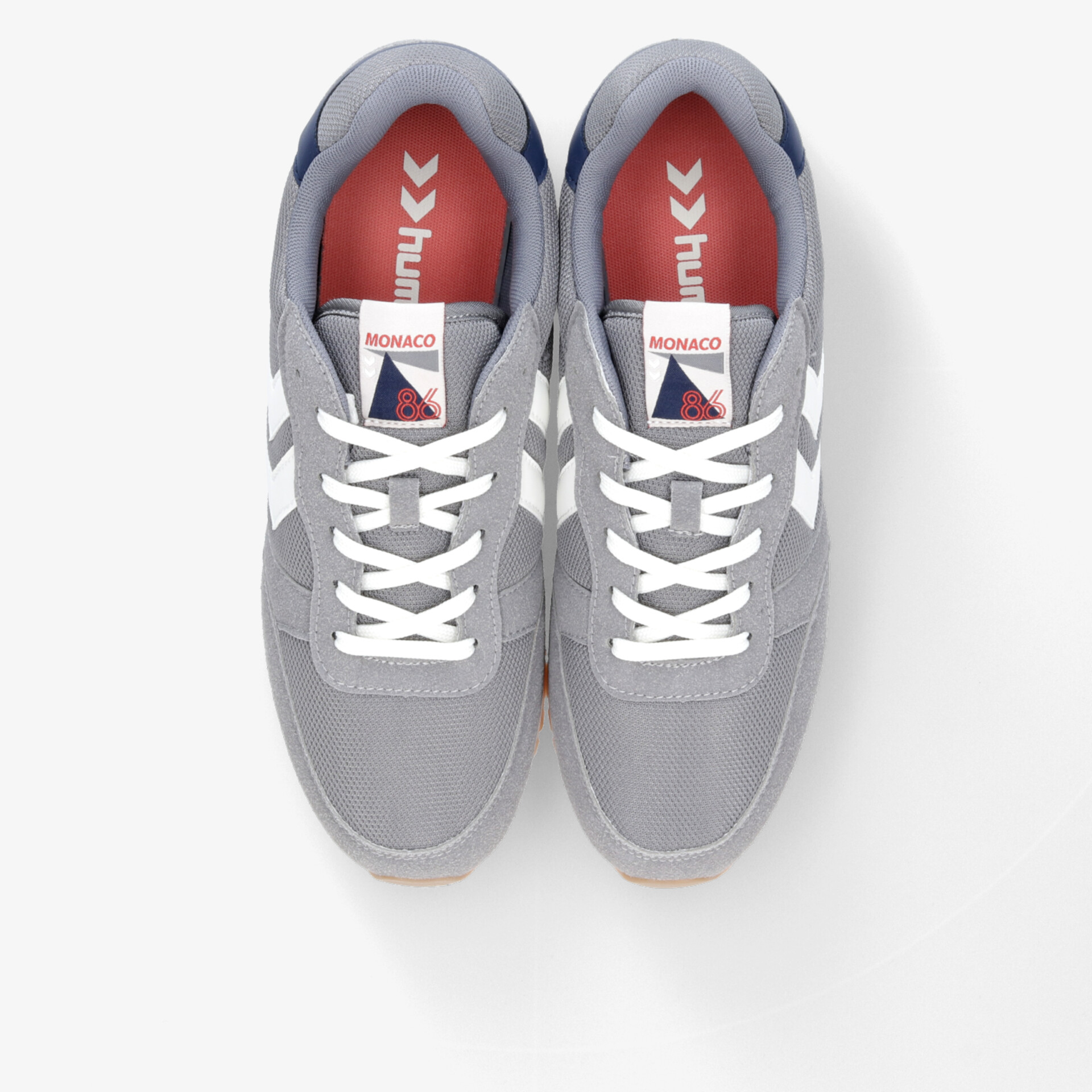 Graue Sneaker als Paar, bequem und atmungsaktiv mit gepolsterter Einlegesohle und langlebiger rutschfester Sohle