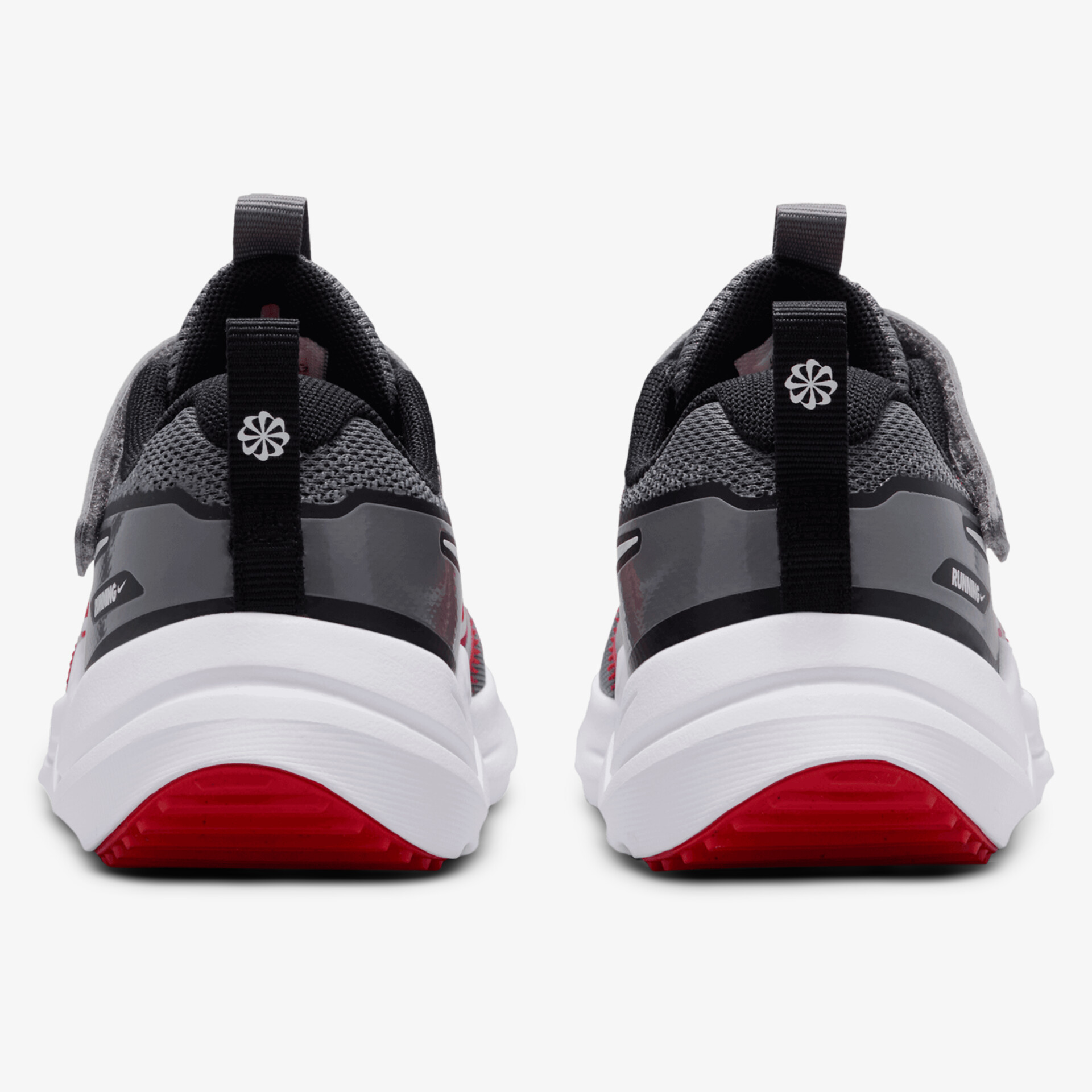 Robuste und stylische Sneaker mit komfortabler Laufsohle und sportlichem Design.