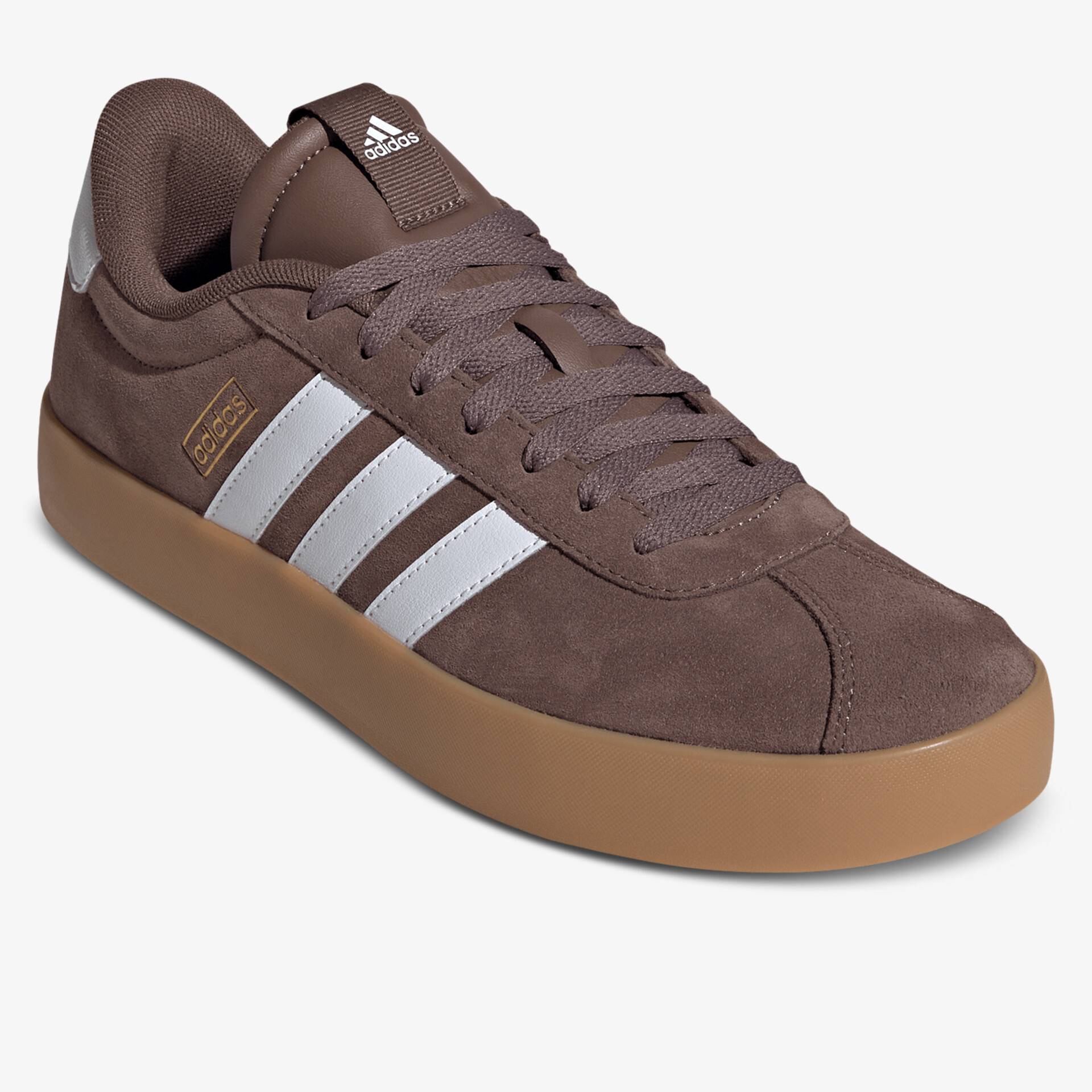 Robuster Sneaker aus Veloursleder mit rutschfester Sohle und bequemem Sitz für Alltag und Freizeit