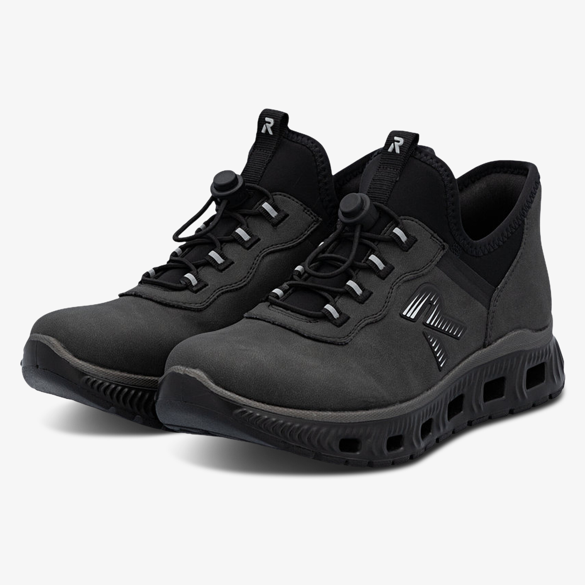 Leichte, bequeme Schuhe mit rutschfester Sohle und sportivem Design, ideal für den Alltag