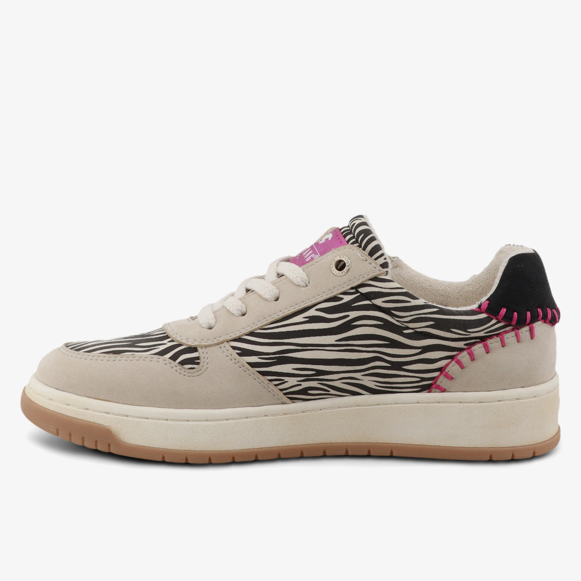 Seitenansicht eines sportlichen Sneakers mit Zebramuster und pinken Details, bequeme Sohle für Alltag und Freizeit