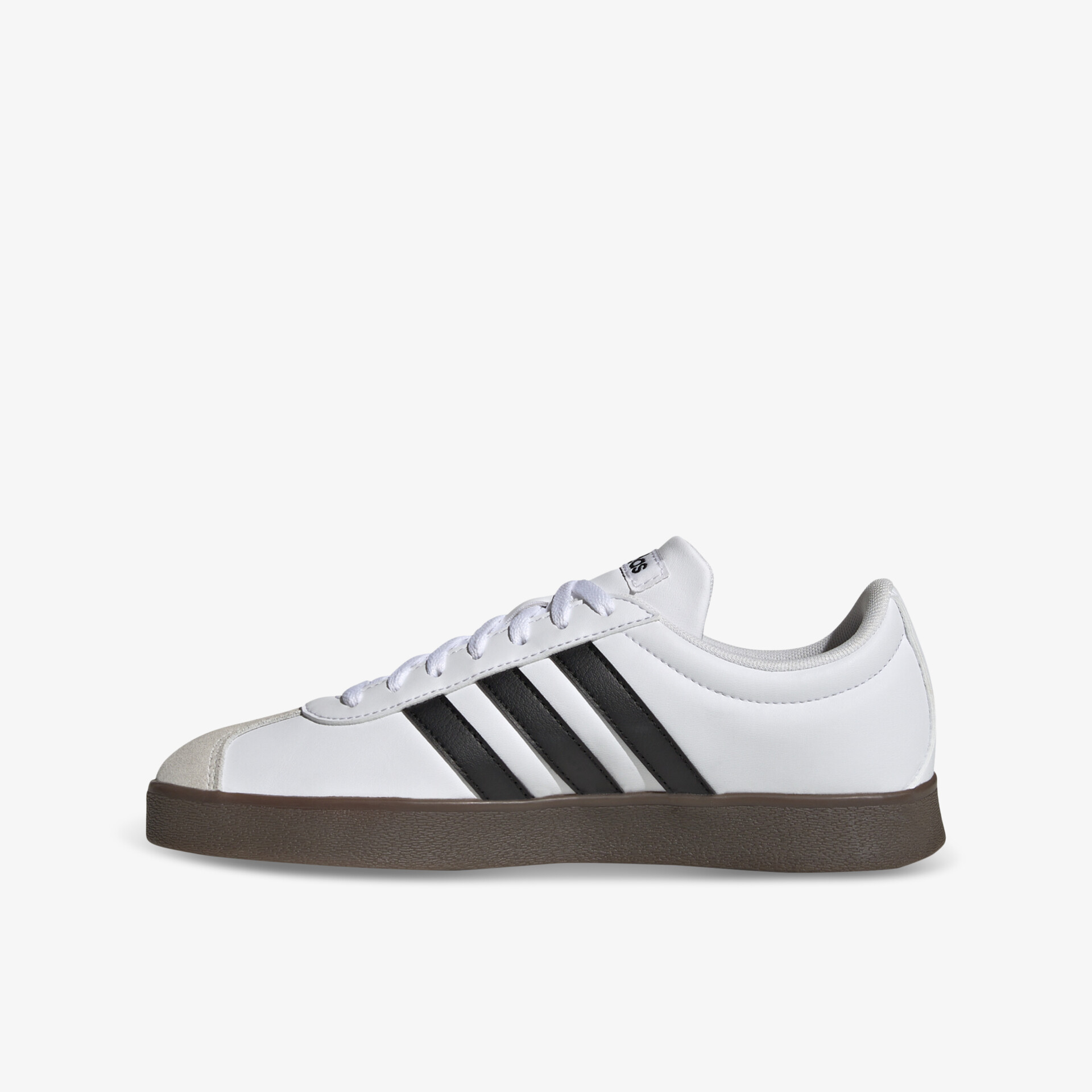 Weiße Sportschuh mit schwarzen Streifen, klassische Optik, stabile Gummisohle und praktischer Schnürverschluss