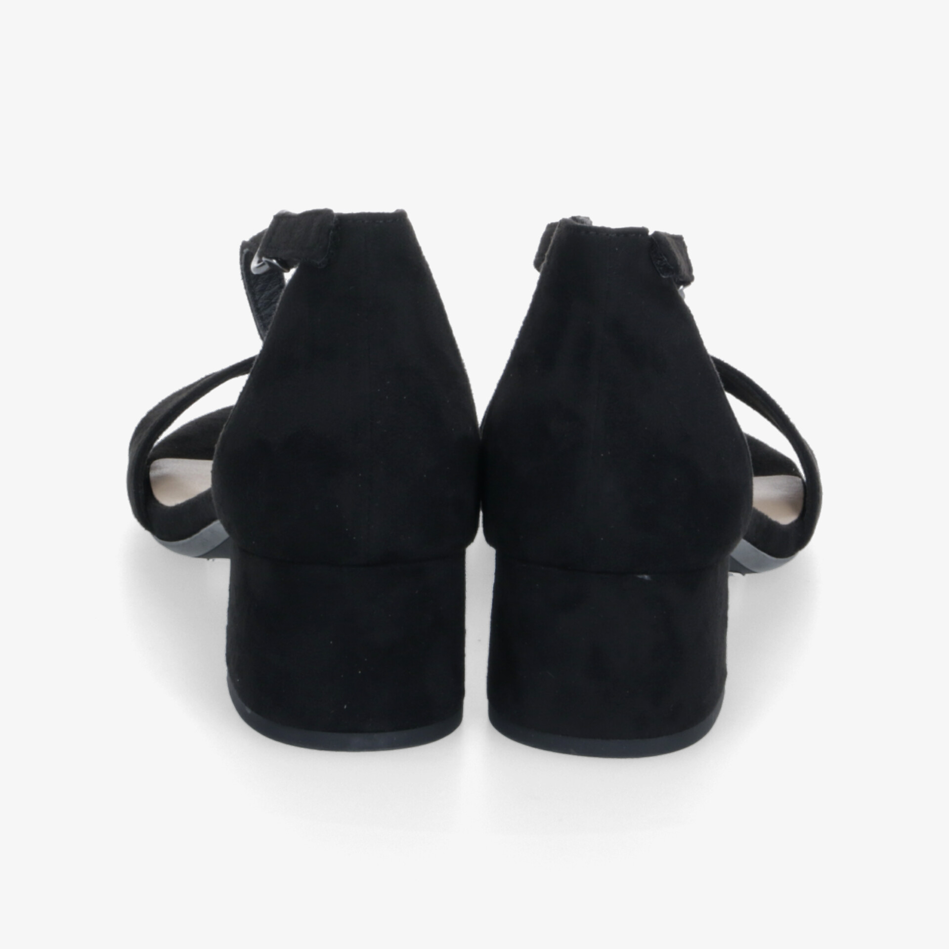 Schwarze Sandaletten mit stabilem Blockabsatz und verstellbarem Knöchelriemen, Rückansicht