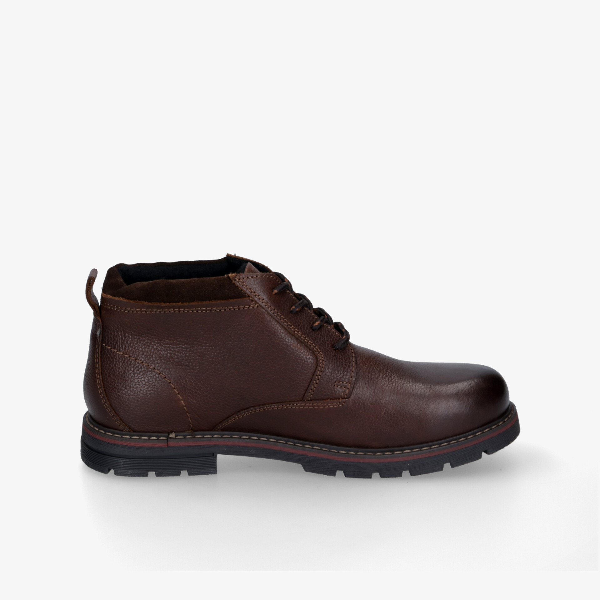 Robuster brauner Lederstiefel mit klarer Seitenansicht und profilierter Sohle für besten Tragekomfort und Halt