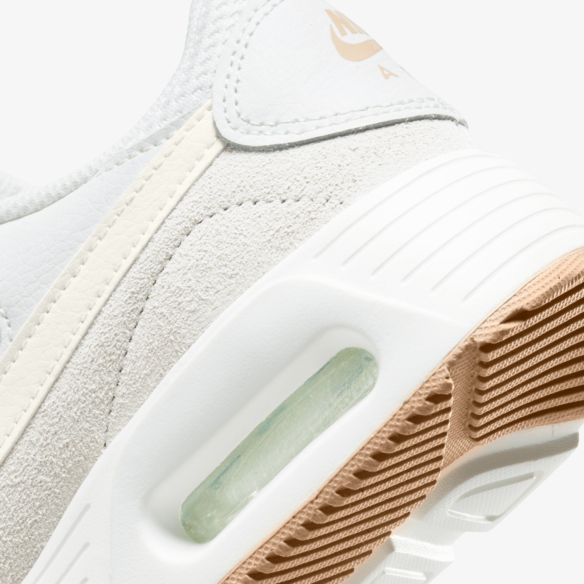 Moderner Schuh in stilvoller Lederoptik mit komfortabler Luftpolstersohle und urbanem Design für höchsten Tragekomfort.