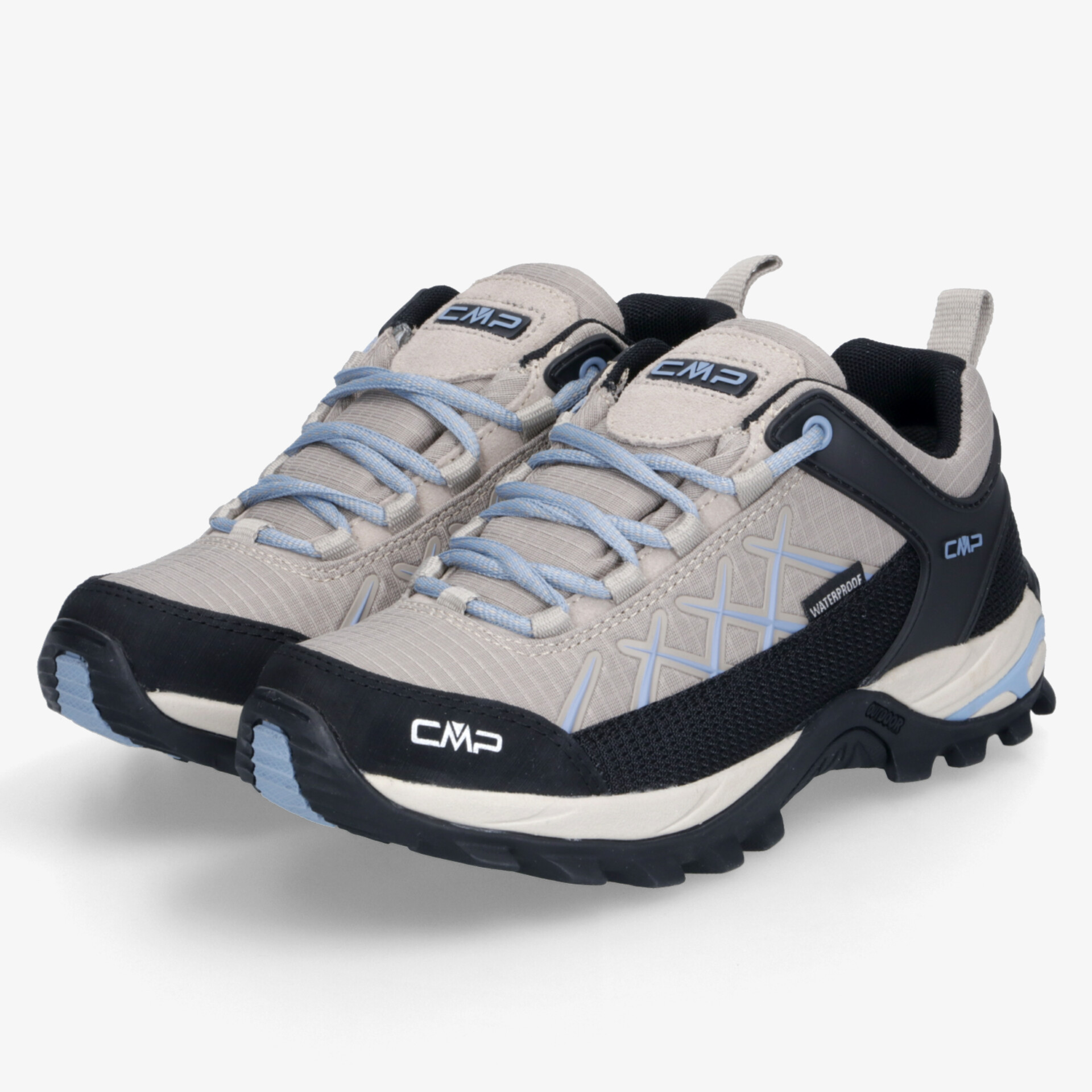 Moderner Wanderschuh mit rutschfester Sohle und atmungsaktivem Material für komfortable Outdoor-Abenteuer.