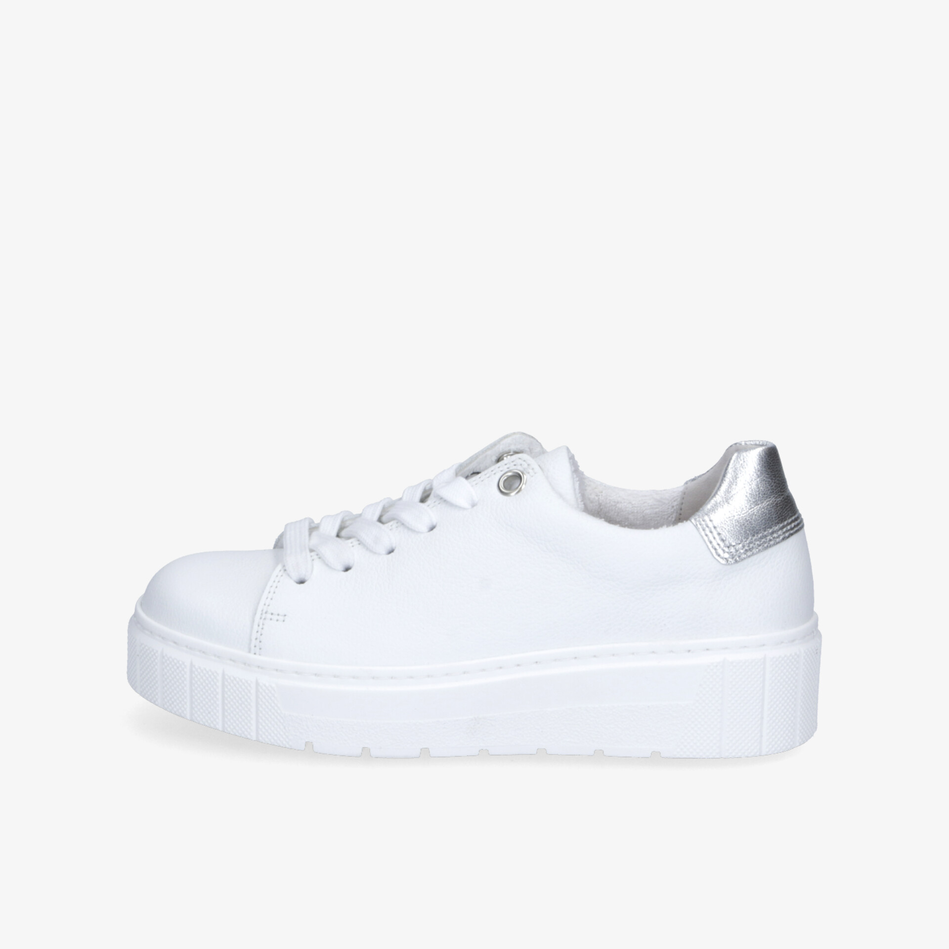 Weißer Plateau-Sneaker mit dickem Sohlenprofil, seitliche Ansicht, moderner Stil und bequeme Schnürung