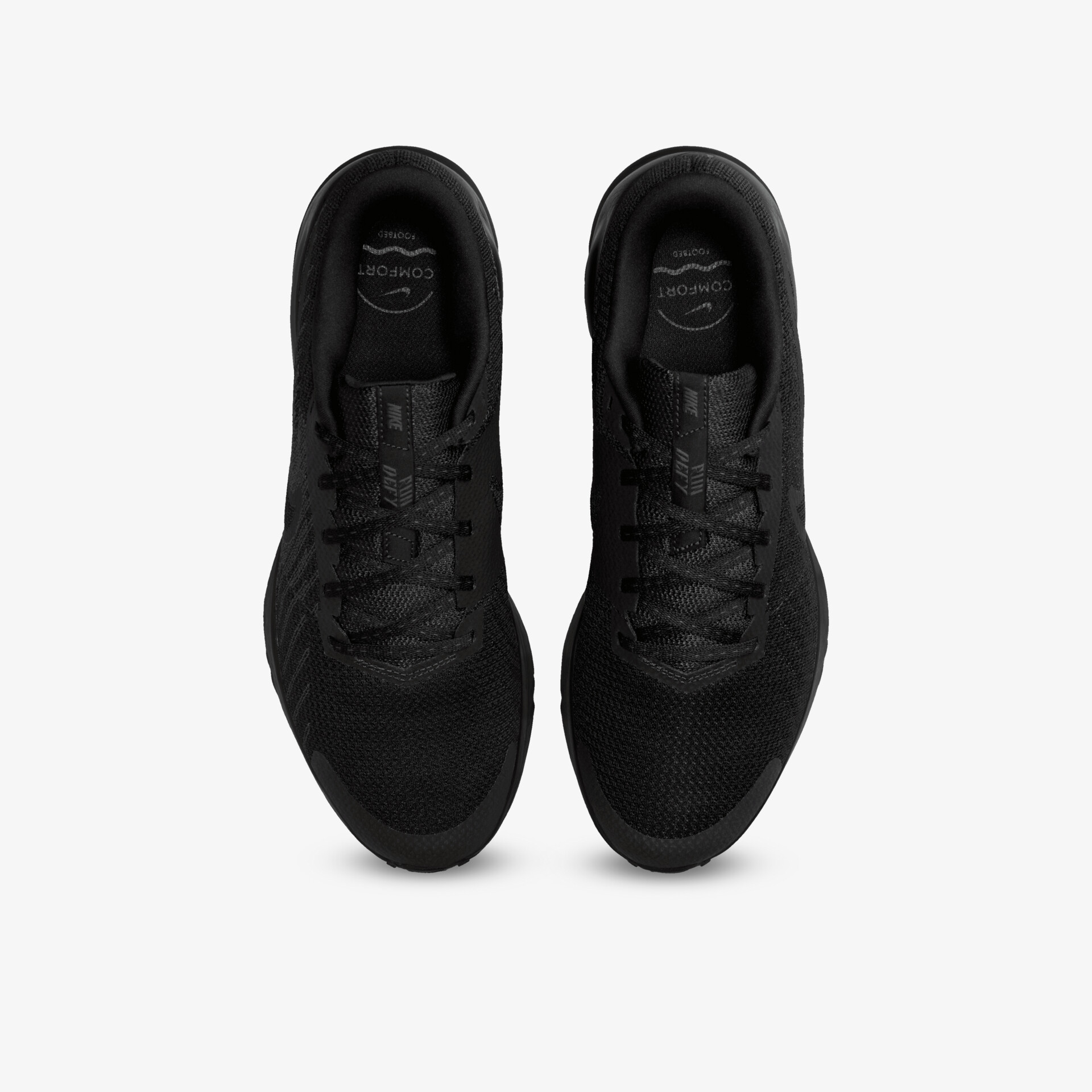 Schwarzes Sneaker-Paar mit bequemer Passform und rutschfester Sohle, aus atmungsaktivem und strapazierfähigem Material